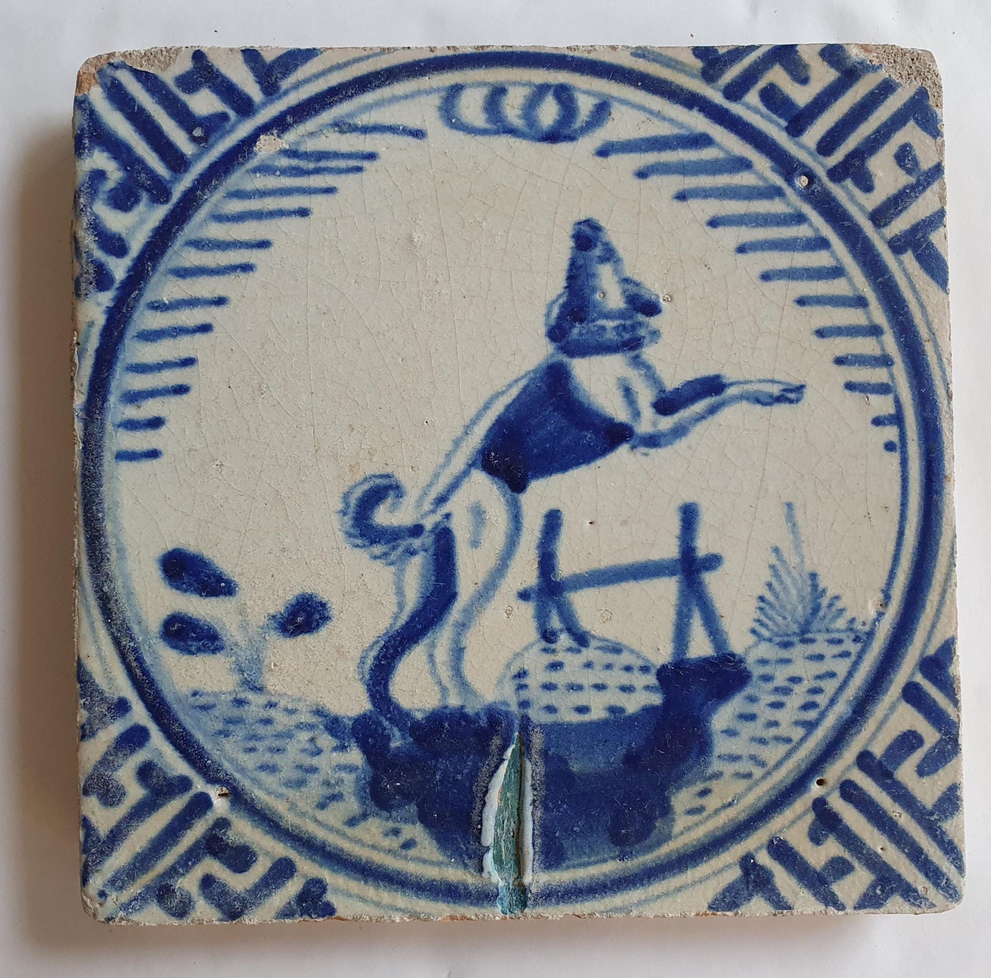 Antique Dutch Tile - Rotterdam Kroontegel, Rotterdamse,  dog , cirkel - Dated around 1625