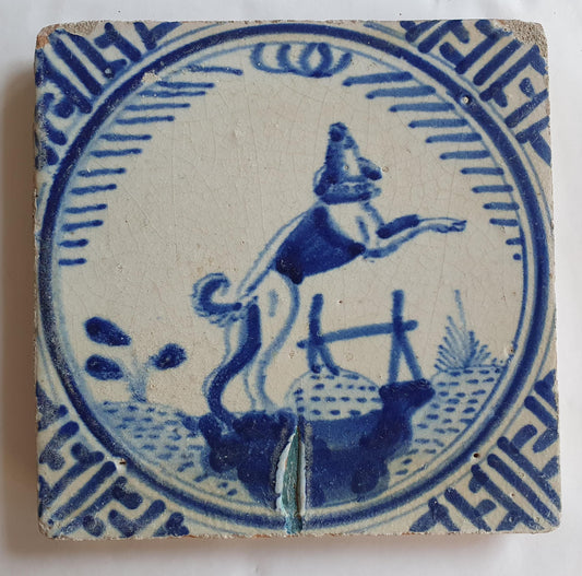 Antique Dutch Tile - Rotterdam Kroontegel, Rotterdamse,  dog , cirkel - Dated around 1625