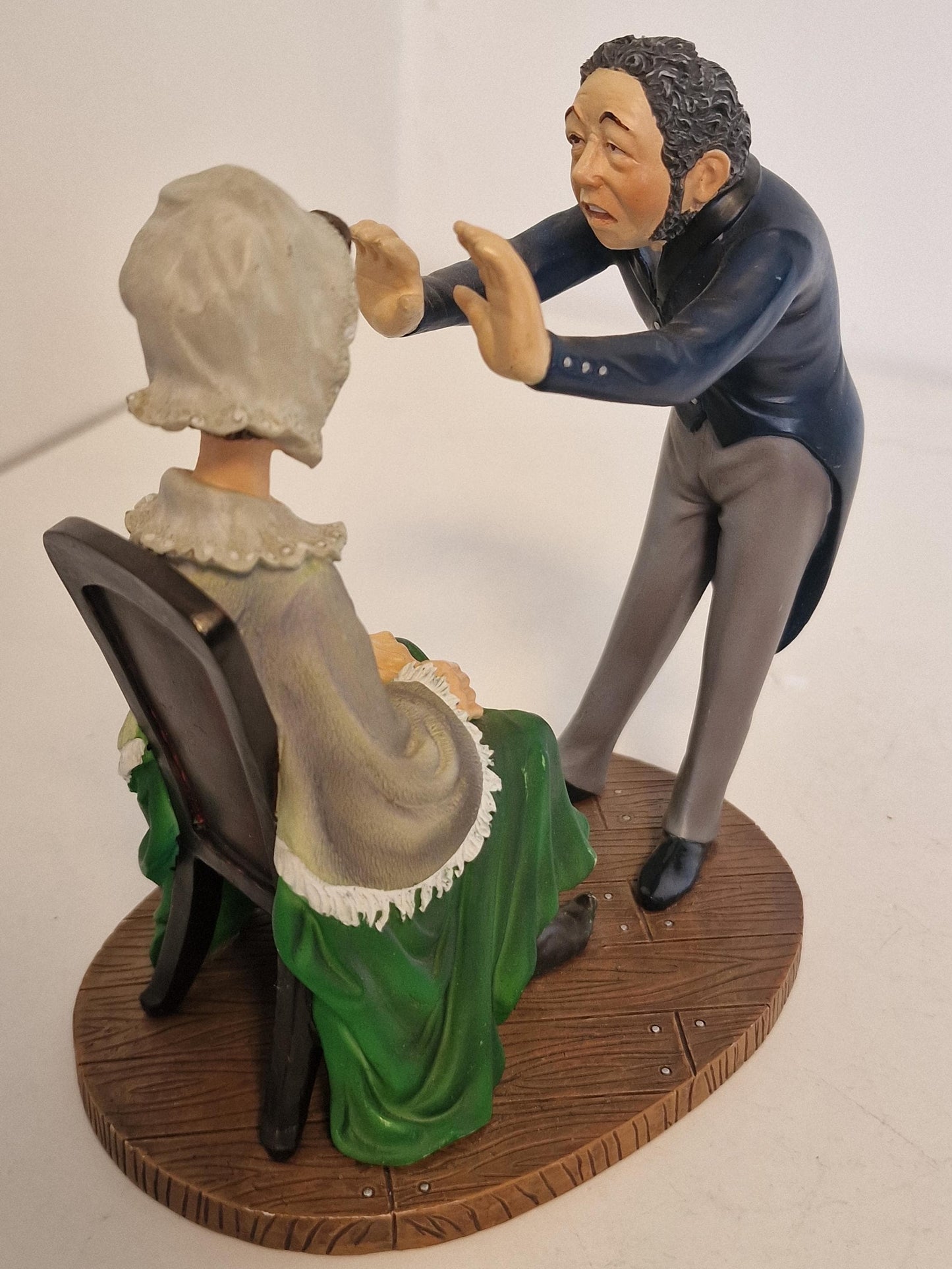 Honoré Daumier – hypnotiseur, mouseion museum figure, polystone, surrealism, limited edition retired collectable parastone figurine