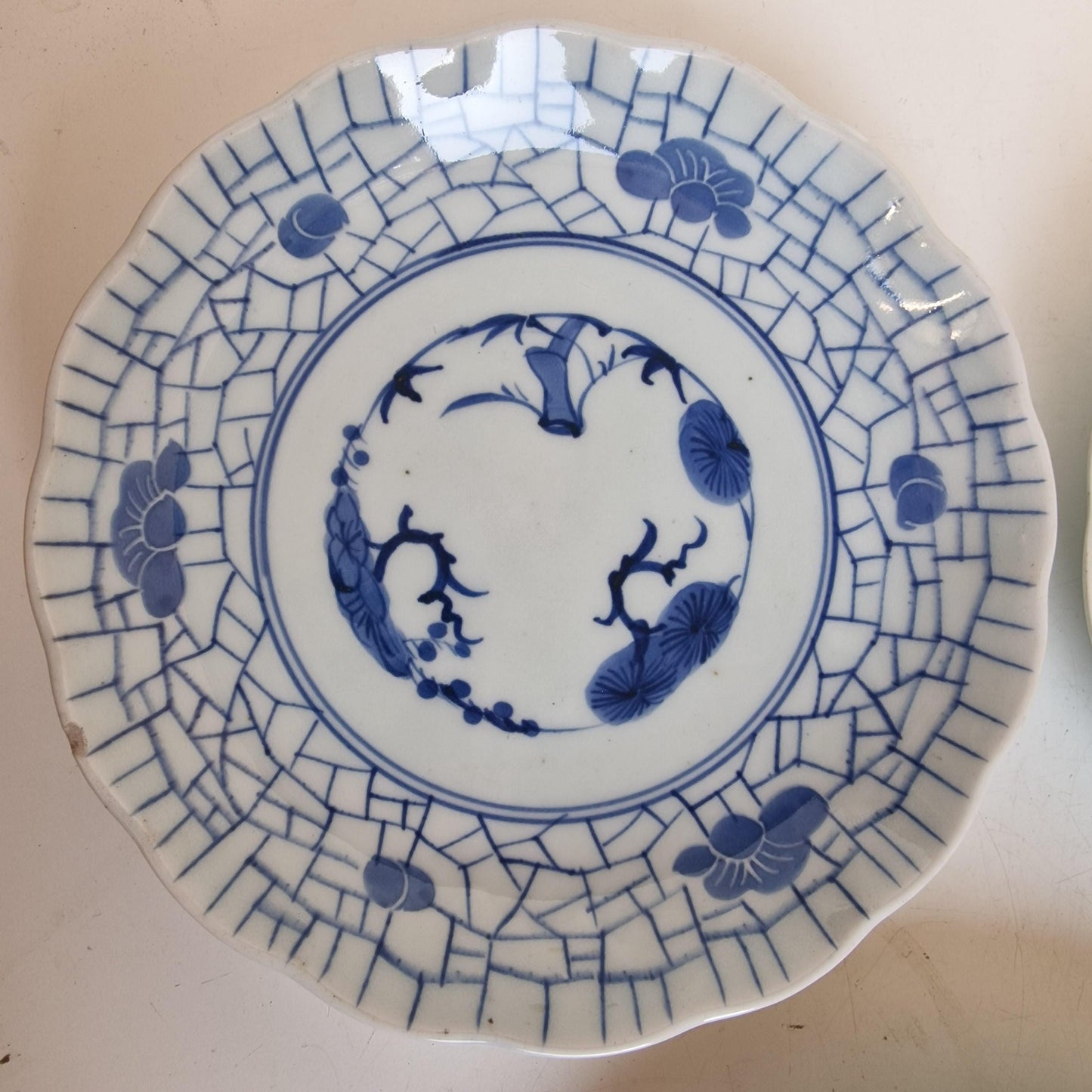Set of 3 Antique 18th Century Arita Porcelain Plates – Blue and White Japanese Imari – Chrysanthemum & Cracked Ice Pattern