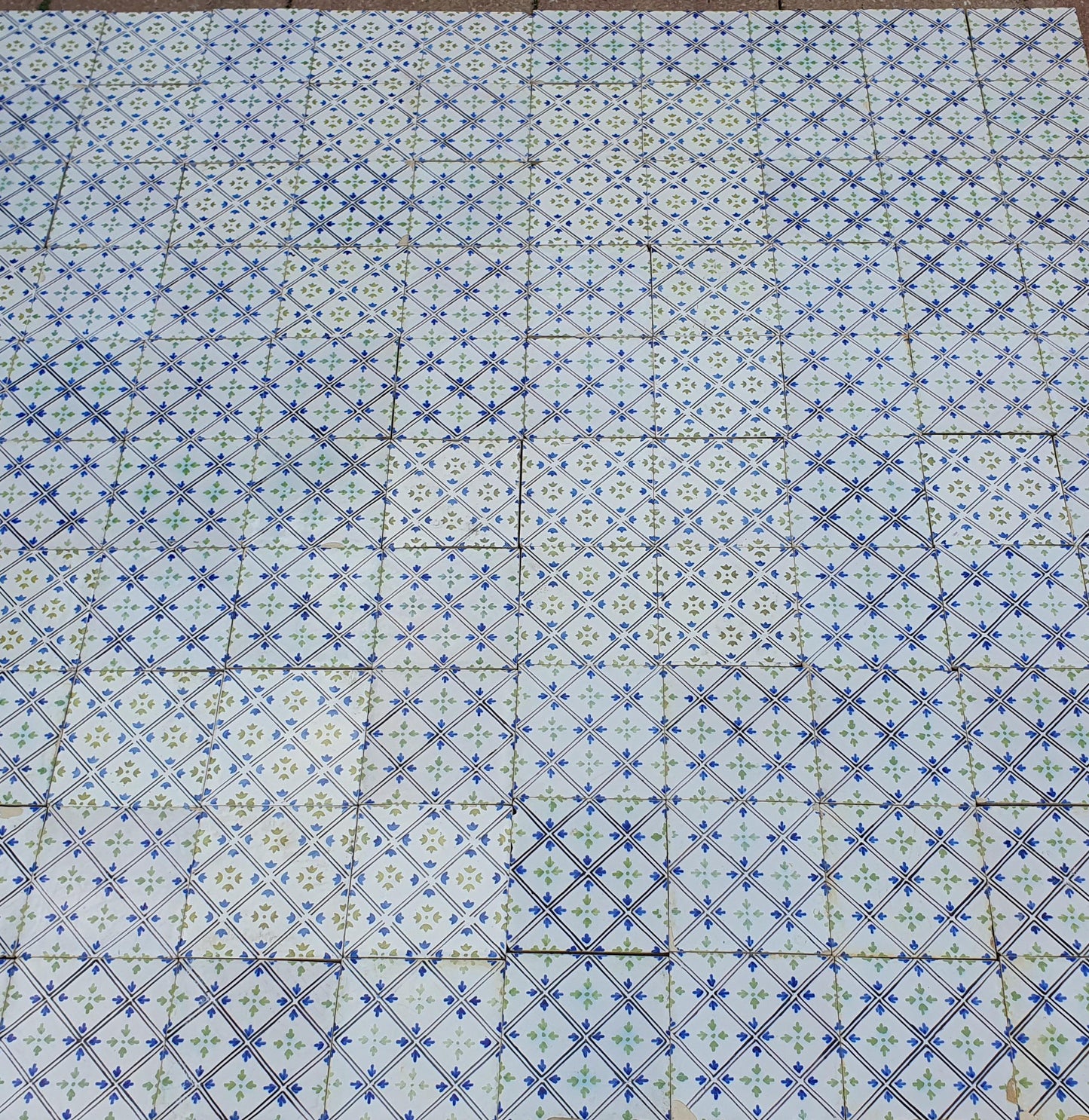 100 Antique Dutch Art Nouveau Tiles, ca 1900