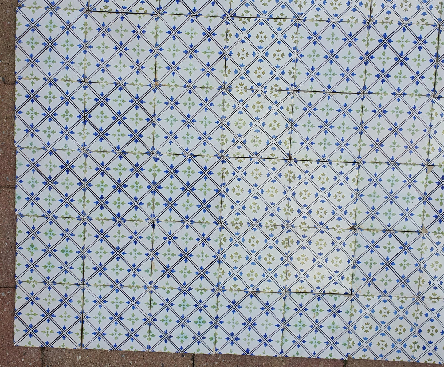 100 Antique Dutch Art Nouveau Tiles, ca 1900
