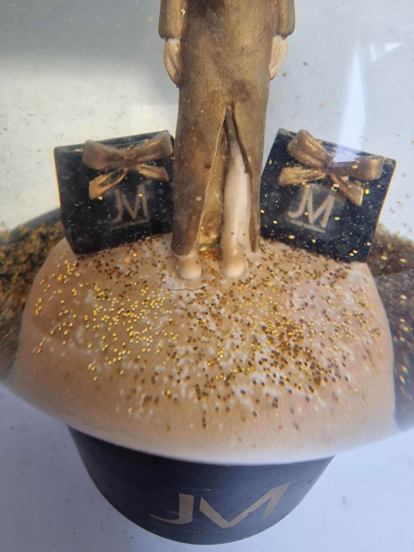 julien macdonald vintage fashion gold snowglobe, retired collectable sneeuwbol schuddebol