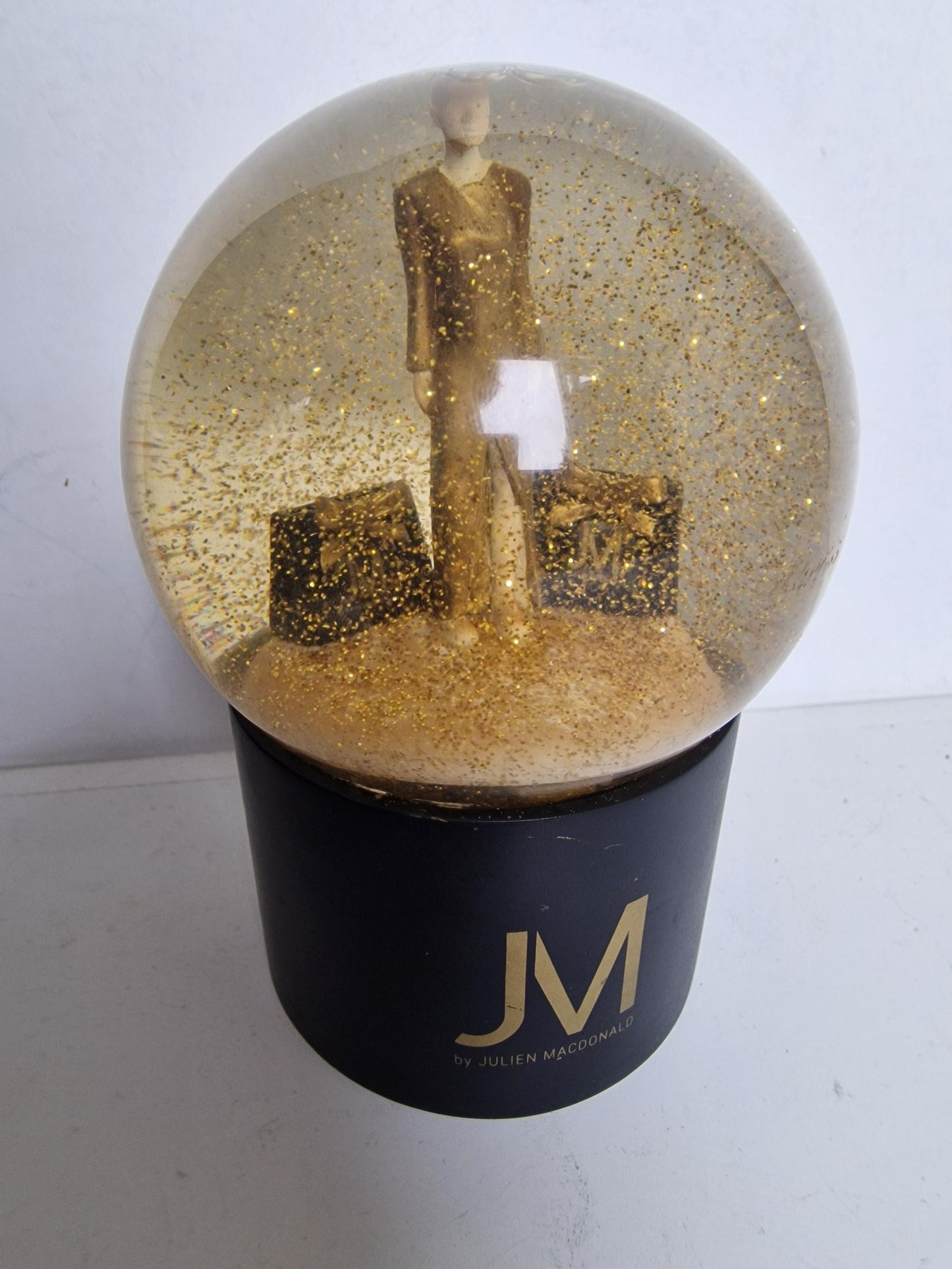 julien macdonald vintage fashion gold snowglobe, retired collectable sneeuwbol schuddebol