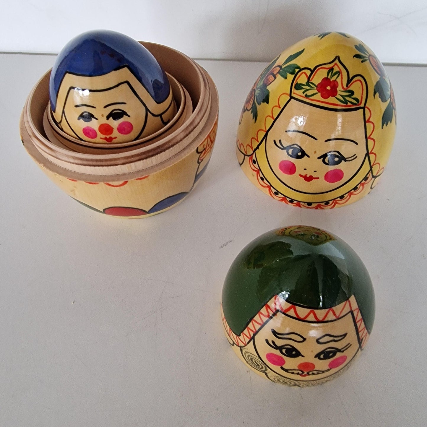 Handpainted Lacquer Matryoshka Egg Dolls, Rare Vintage Russian Babushka matroesjka matrushka