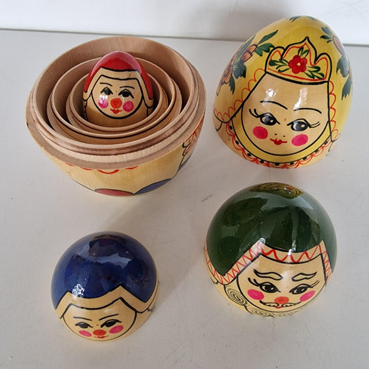Handpainted Lacquer Matryoshka Egg Dolls, Rare Vintage Russian Babushka matroesjka matrushka