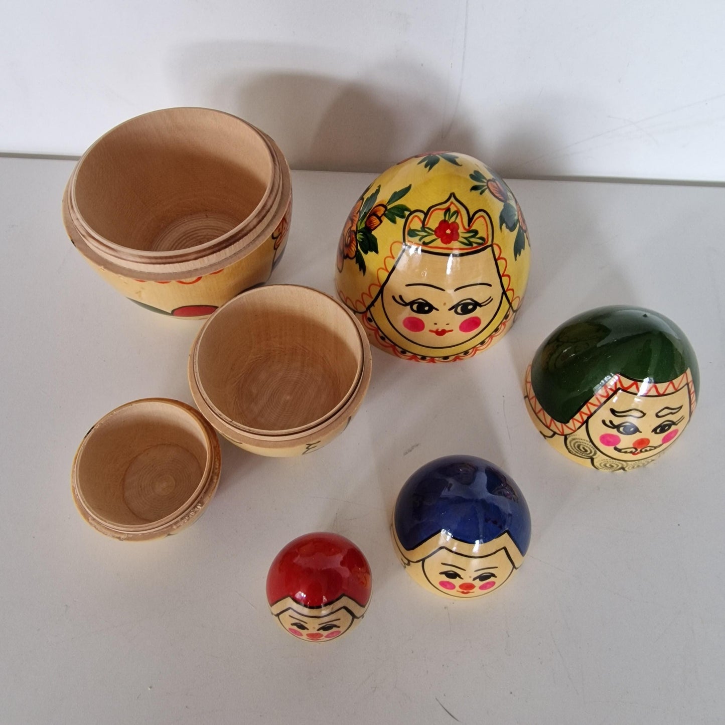 Handpainted Lacquer Matryoshka Egg Dolls, Rare Vintage Russian Babushka matroesjka matrushka