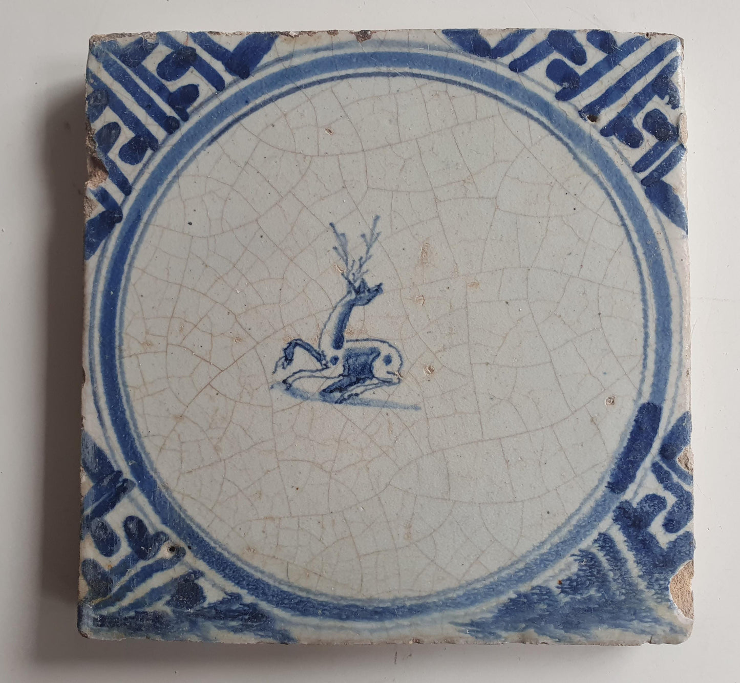 Antique Dutch circle Tile - wan-li cirkel - Dated around 1660, wan-li corner with deer