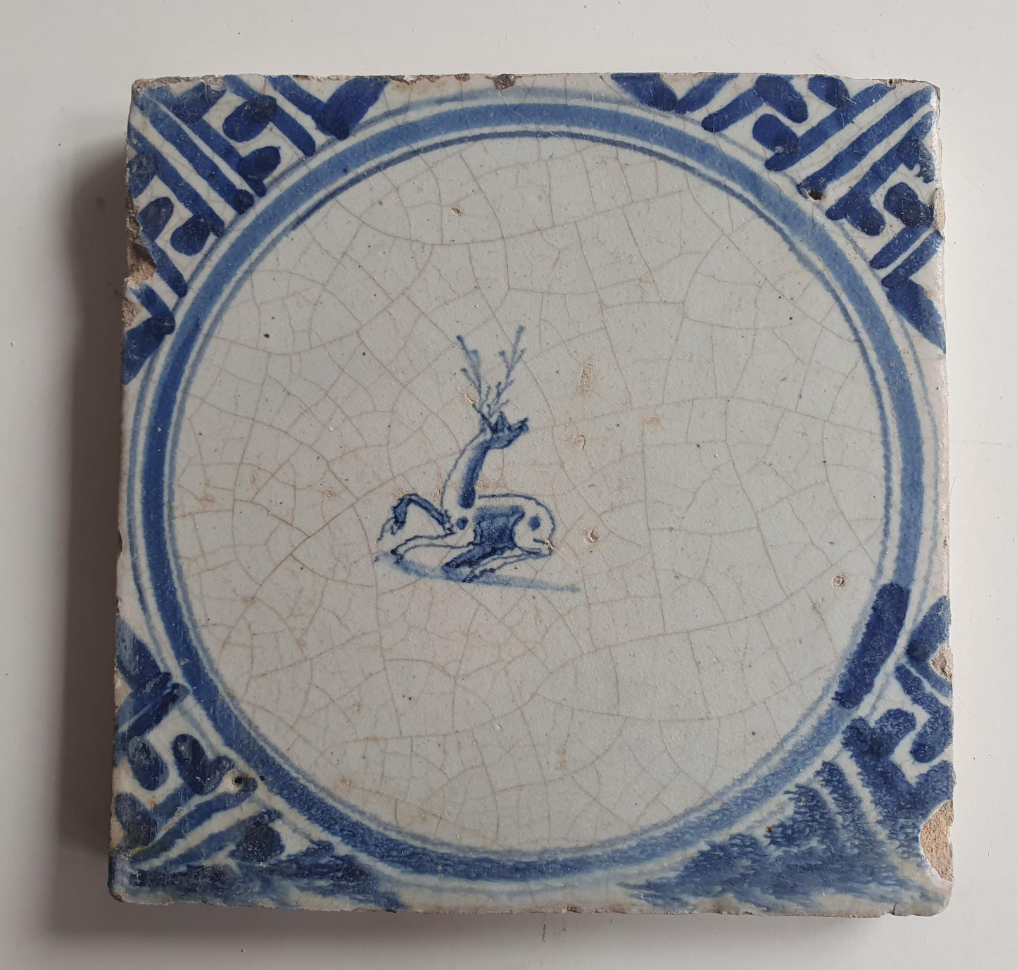 Antique Dutch circle Tile - wan-li cirkel - Dated around 1660, wan-li corner with deer