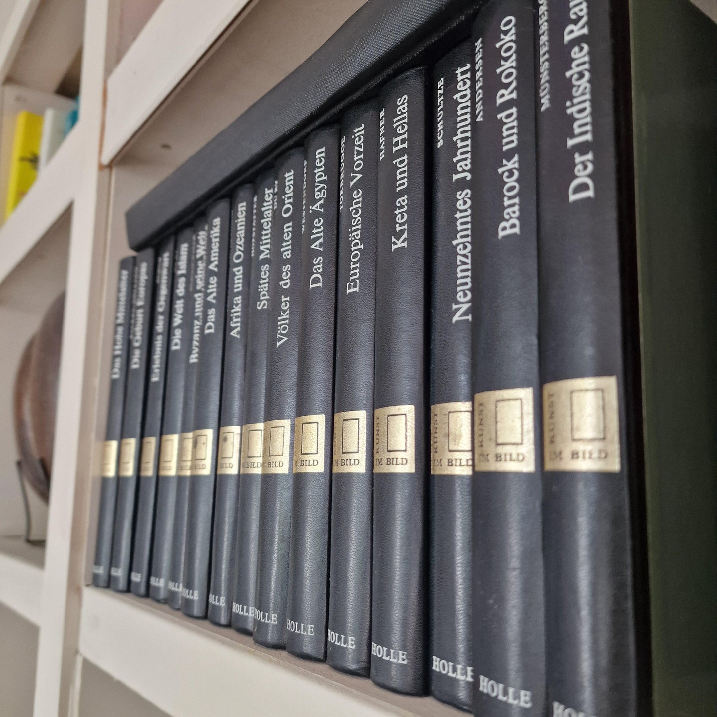 Kunst im Bild Art Encyclopedia, 15 Hardcover Books, HOLLE Verlag