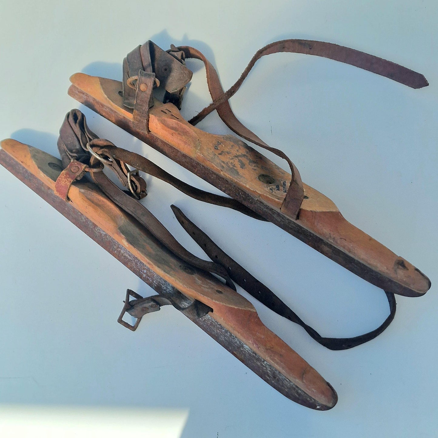 dutch iceskating holland skater schaatsen steels frysian antique old decorative antiques