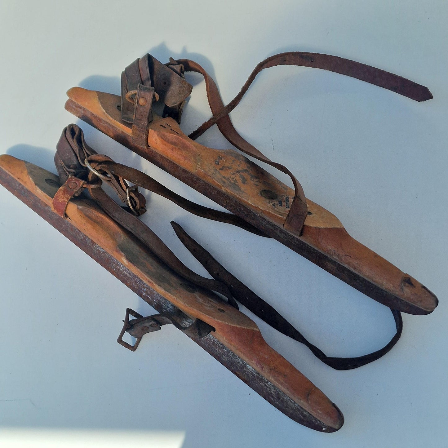 dutch iceskating holland skater schaatsen steels frysian antique old decorative antiques
