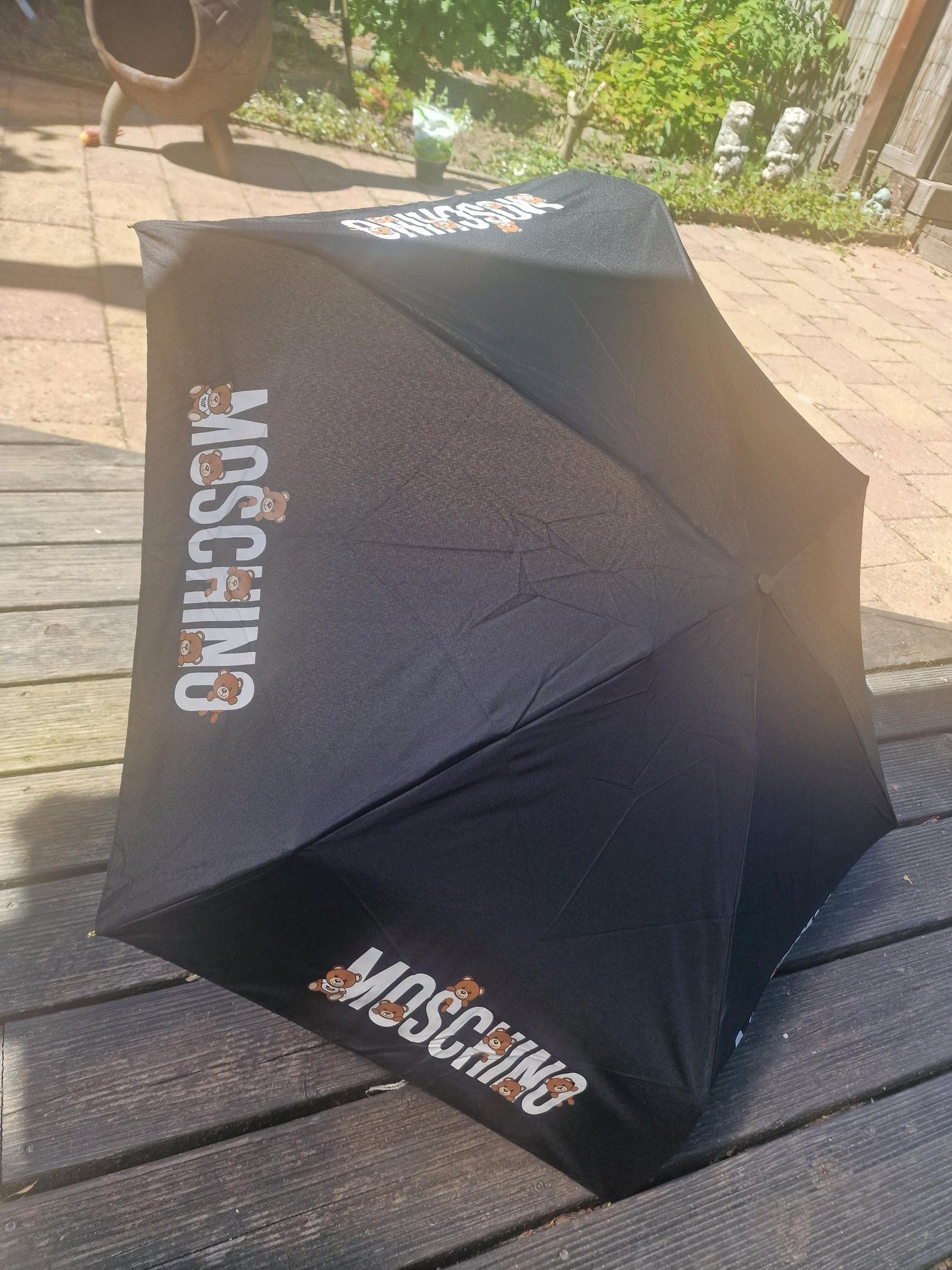 Moschino Teddy Bear Case Umbrella black, Limited Edition Red Umbrella, vintage unused