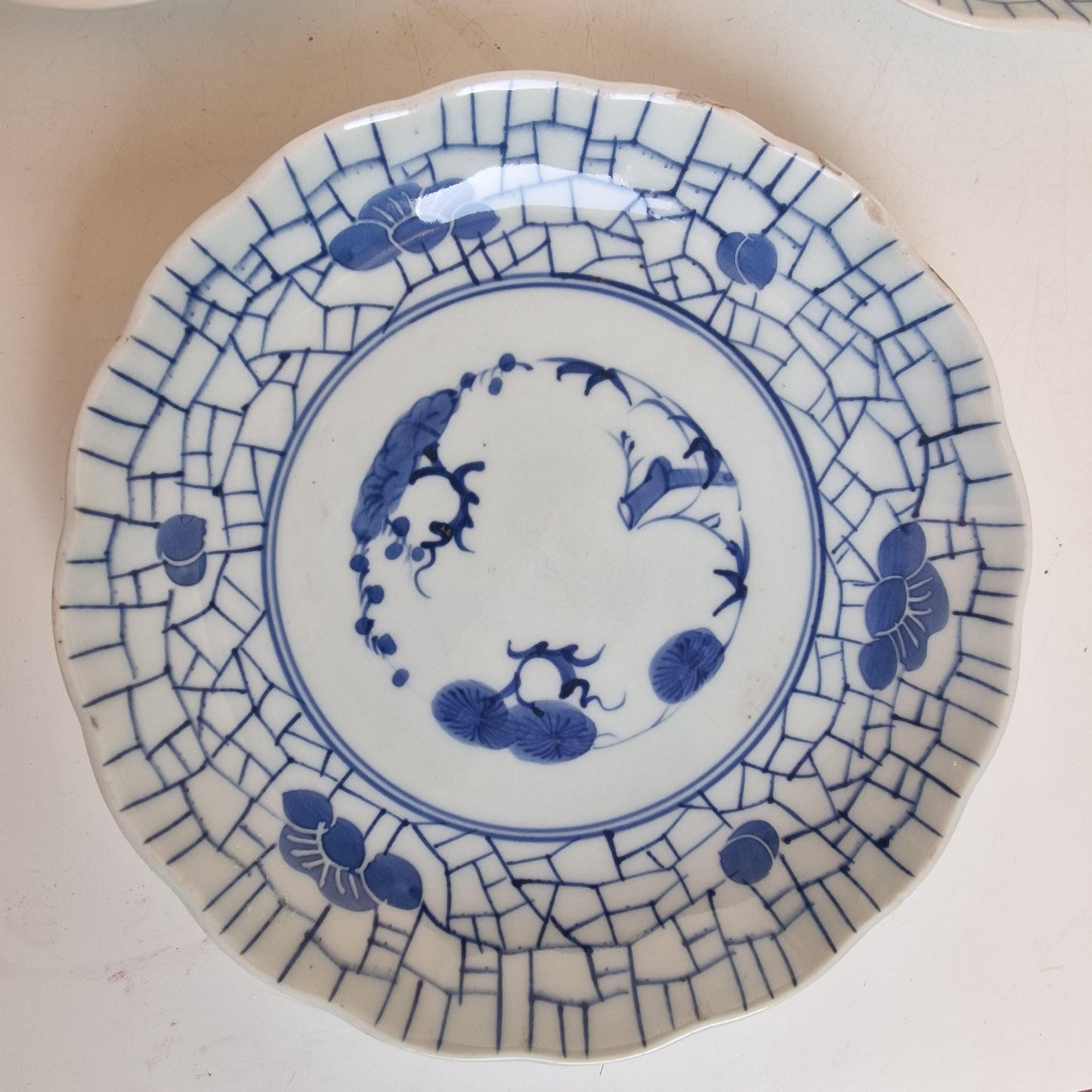 Set of 3 Antique 18th Century Arita Porcelain Plates – Blue and White Japanese Imari – Chrysanthemum & Cracked Ice Pattern