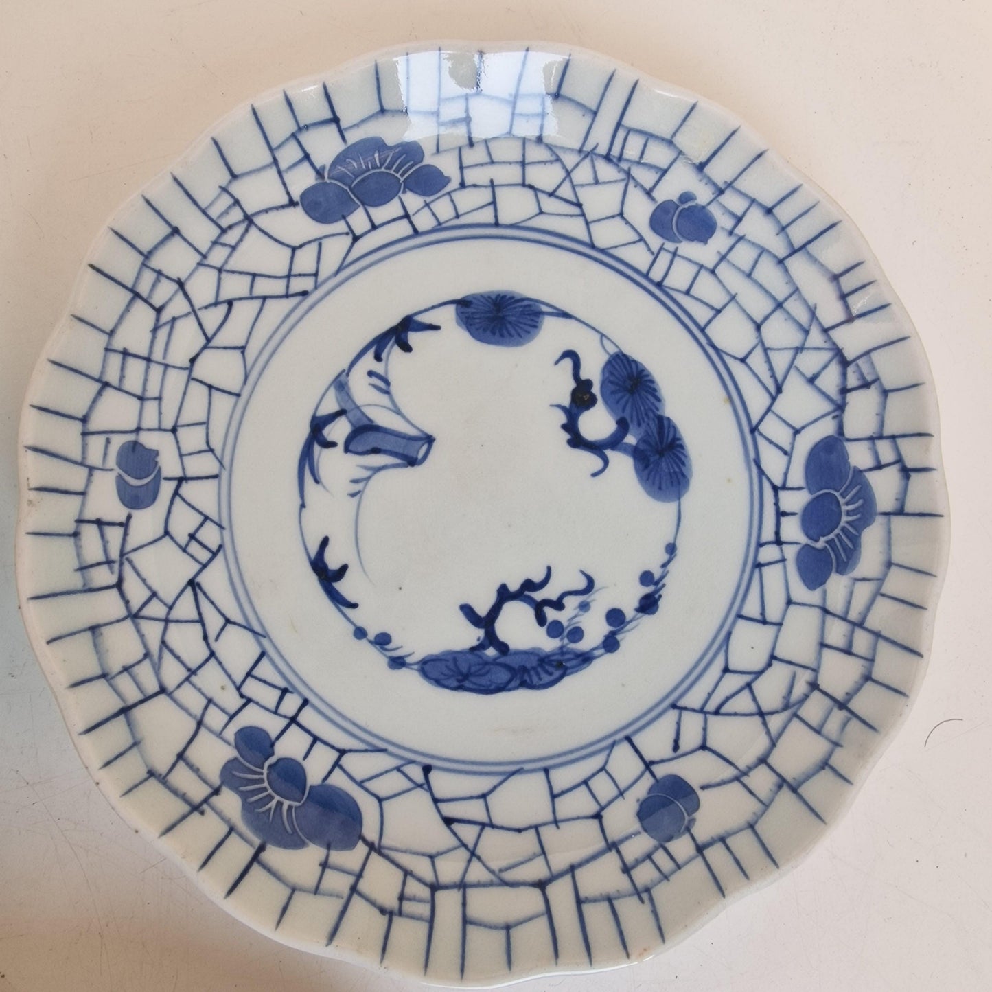 Set of 3 Antique 18th Century Arita Porcelain Plates – Blue and White Japanese Imari – Chrysanthemum & Cracked Ice Pattern