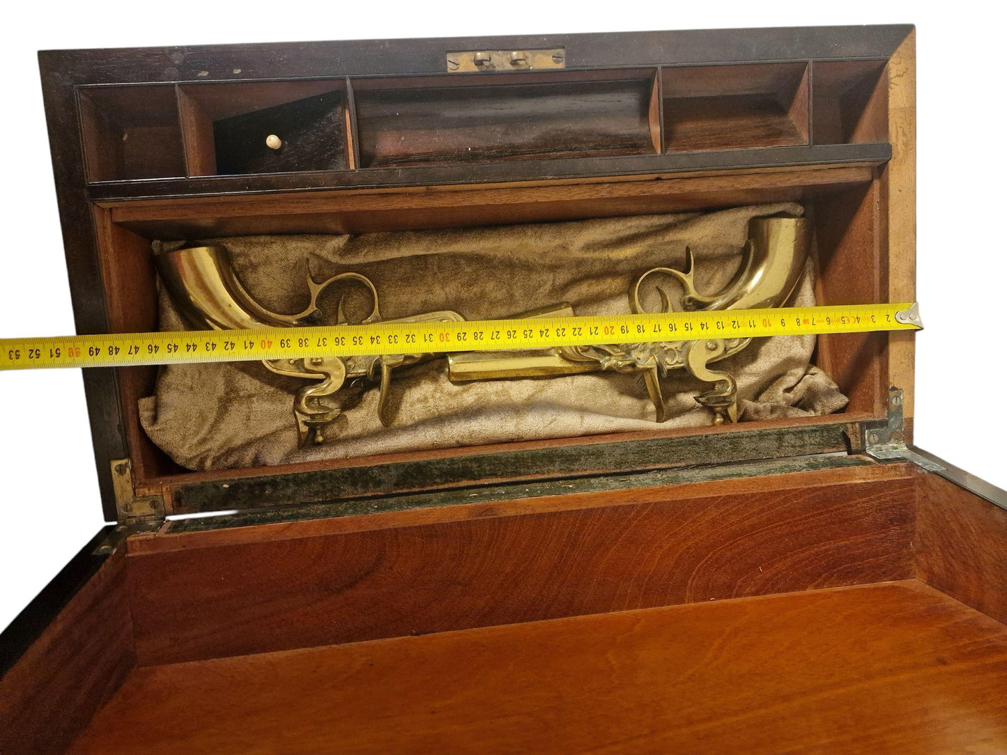Decorative Wooden Duel Pistol Box with Replica Pistols