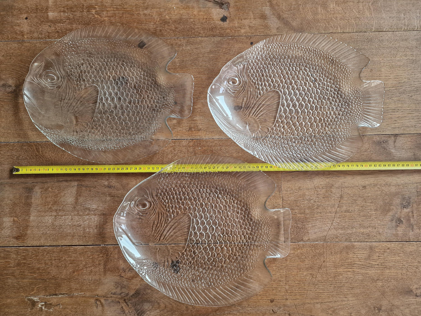 grote glazen visschalen vis banket fish dishes platter glass scandinavian vintage