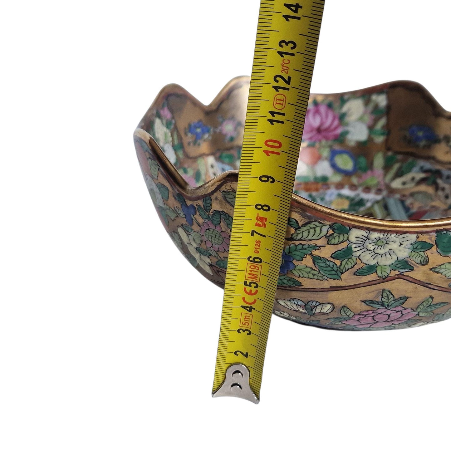 Vintage Famille Rose Bowl – Hand-Painted Chinese Porcelain, Gilded Rim
