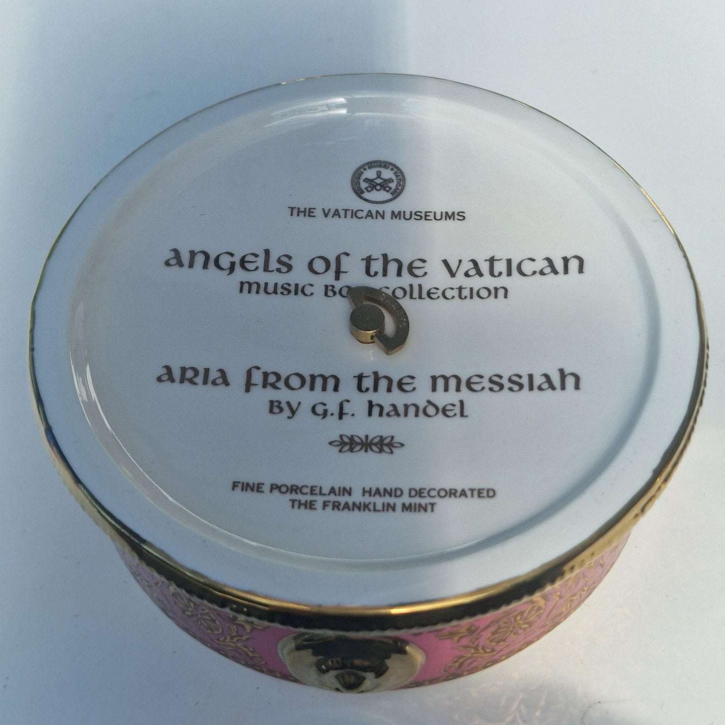 Franklin Mint Angels Vatican Music Box, Handel Aria, angel porcelain, Origin: Official Museums Collection