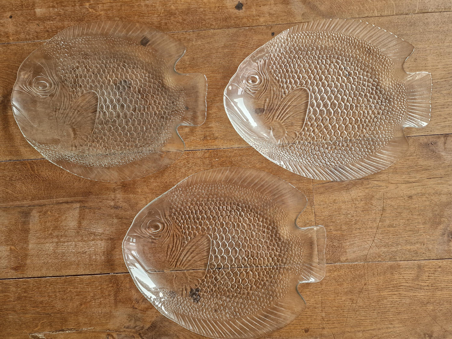 grote glazen visschalen vis banket fish dishes platter glass scandinavian vintage
