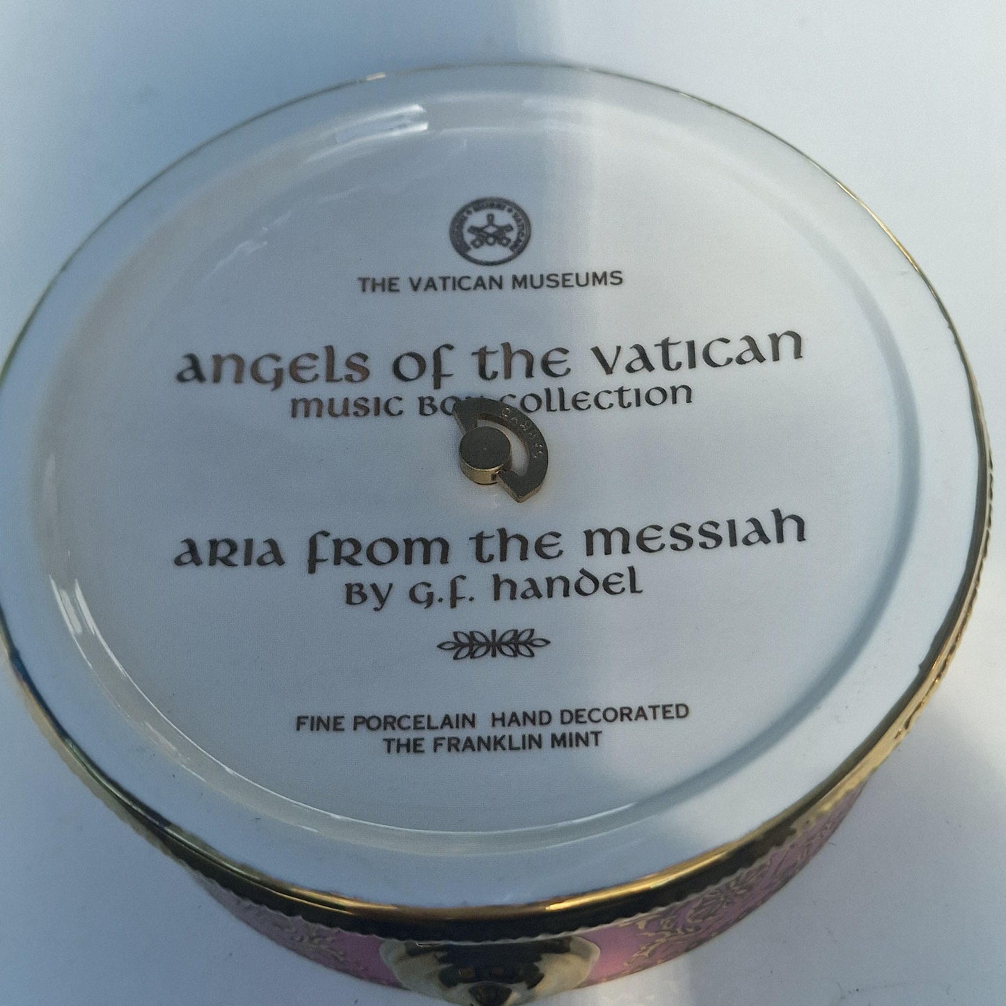 Franklin Mint Angels Vatican Music Box, Handel Aria, angel porcelain, Origin: Official Museums Collection