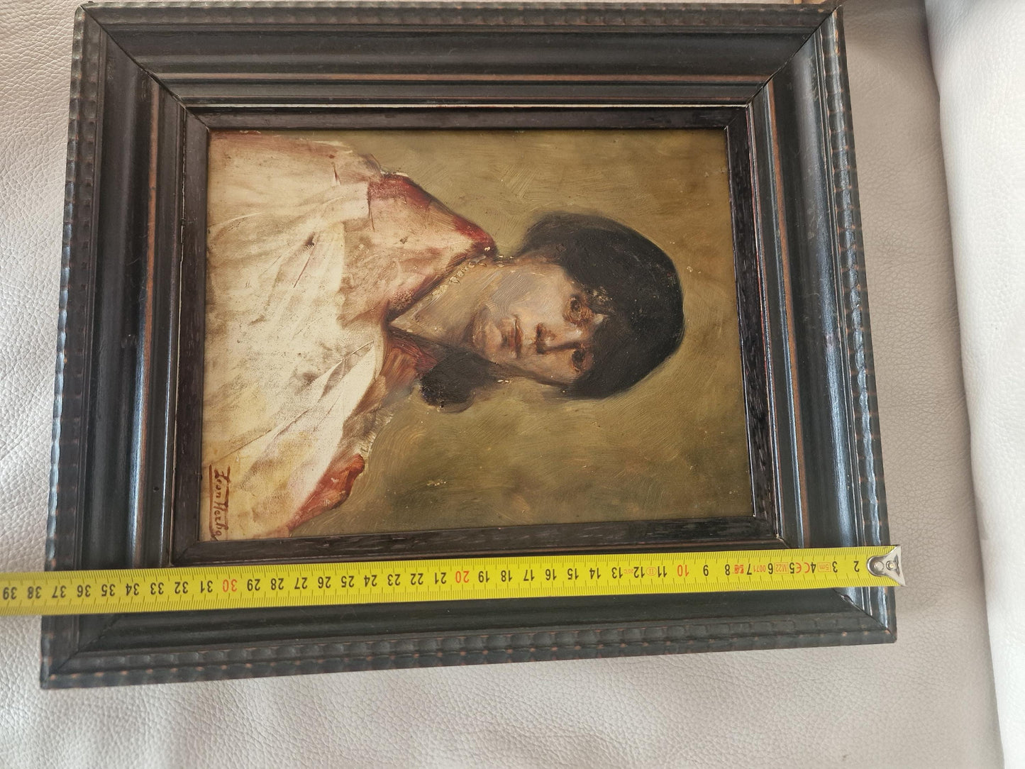 Léon Herbo Portrait – Young Woman, Signed Oil Painting, Framed
