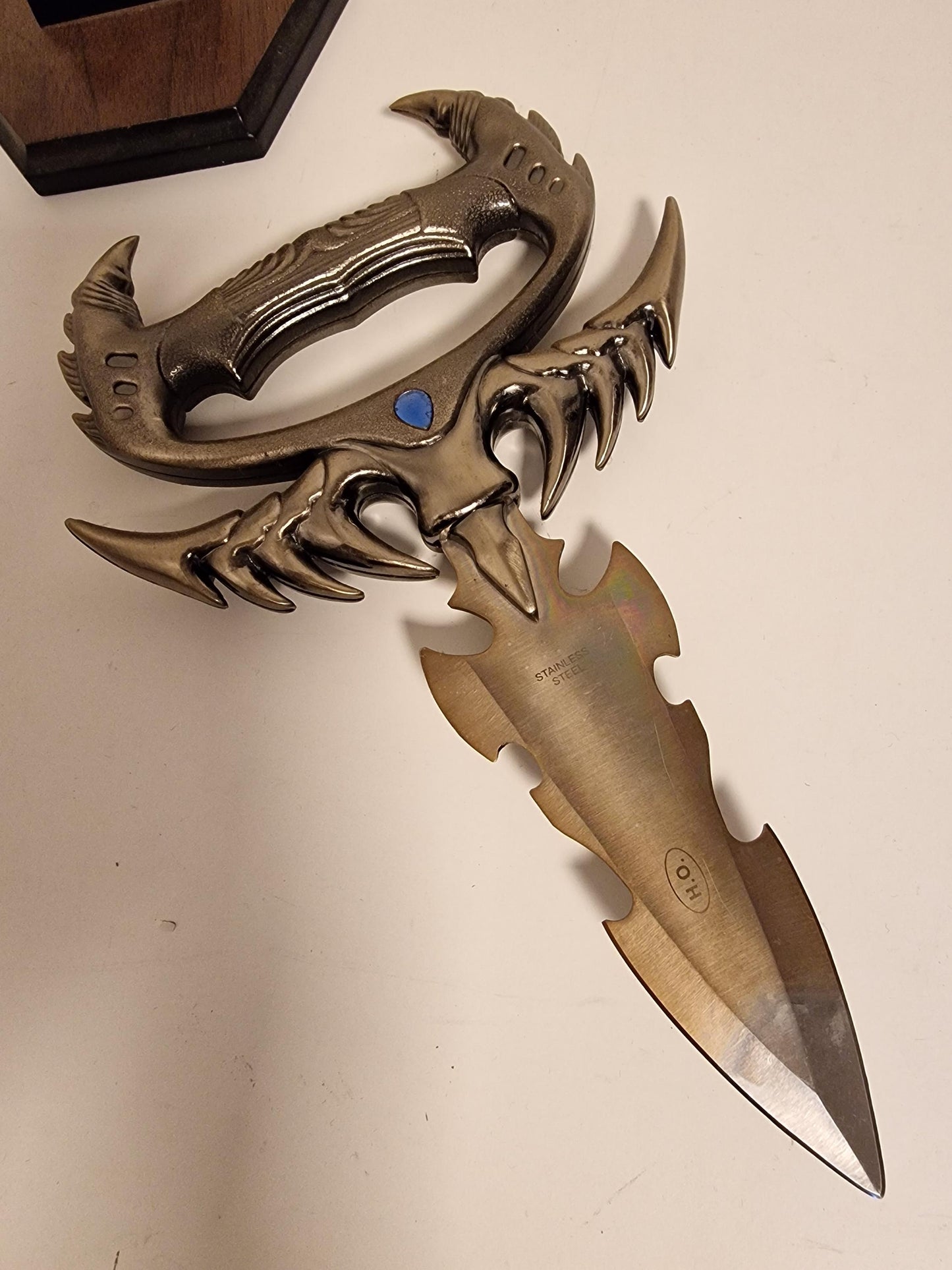 2 fantasy gothic game knifes collectable play dark, TWO ITEMS