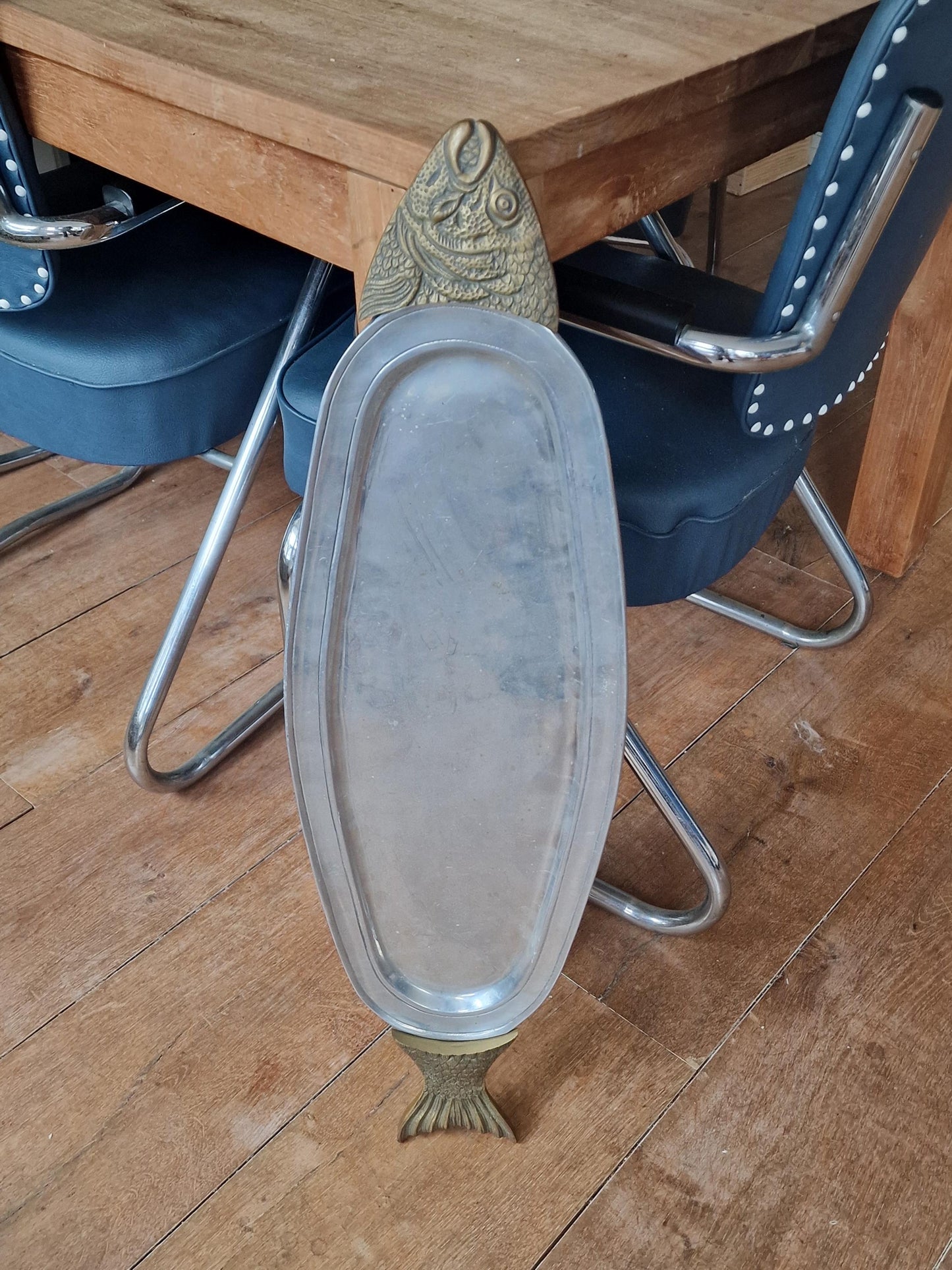 XXL Scottish Iron Fish Serving Platter, Banquet Shelf Decor