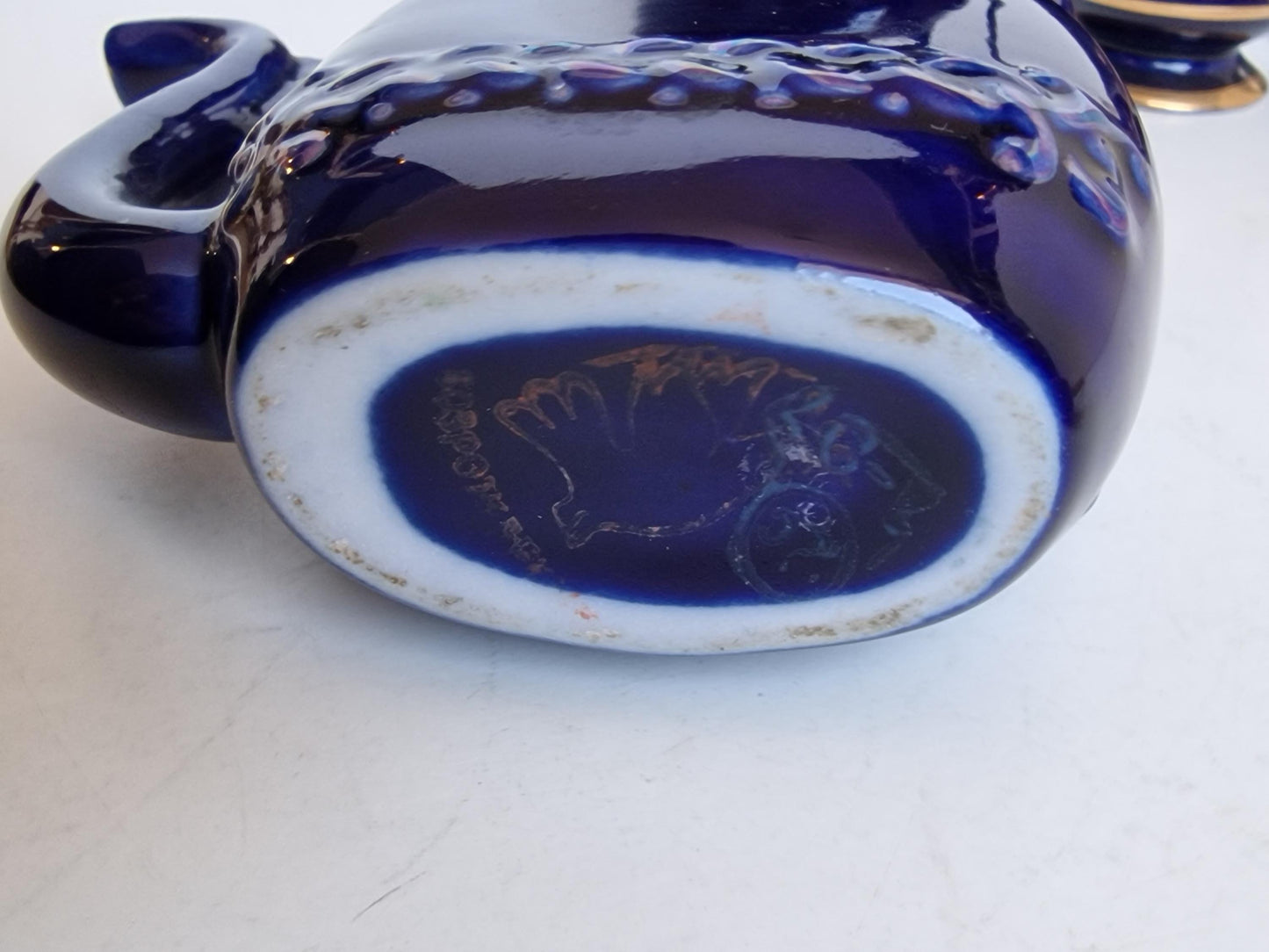 Vintage Soviet cobalt blue ceramic vodka / liqueur server set with goldinterior shot cups – Staraya Russa Russia. Authentic liquer serving
