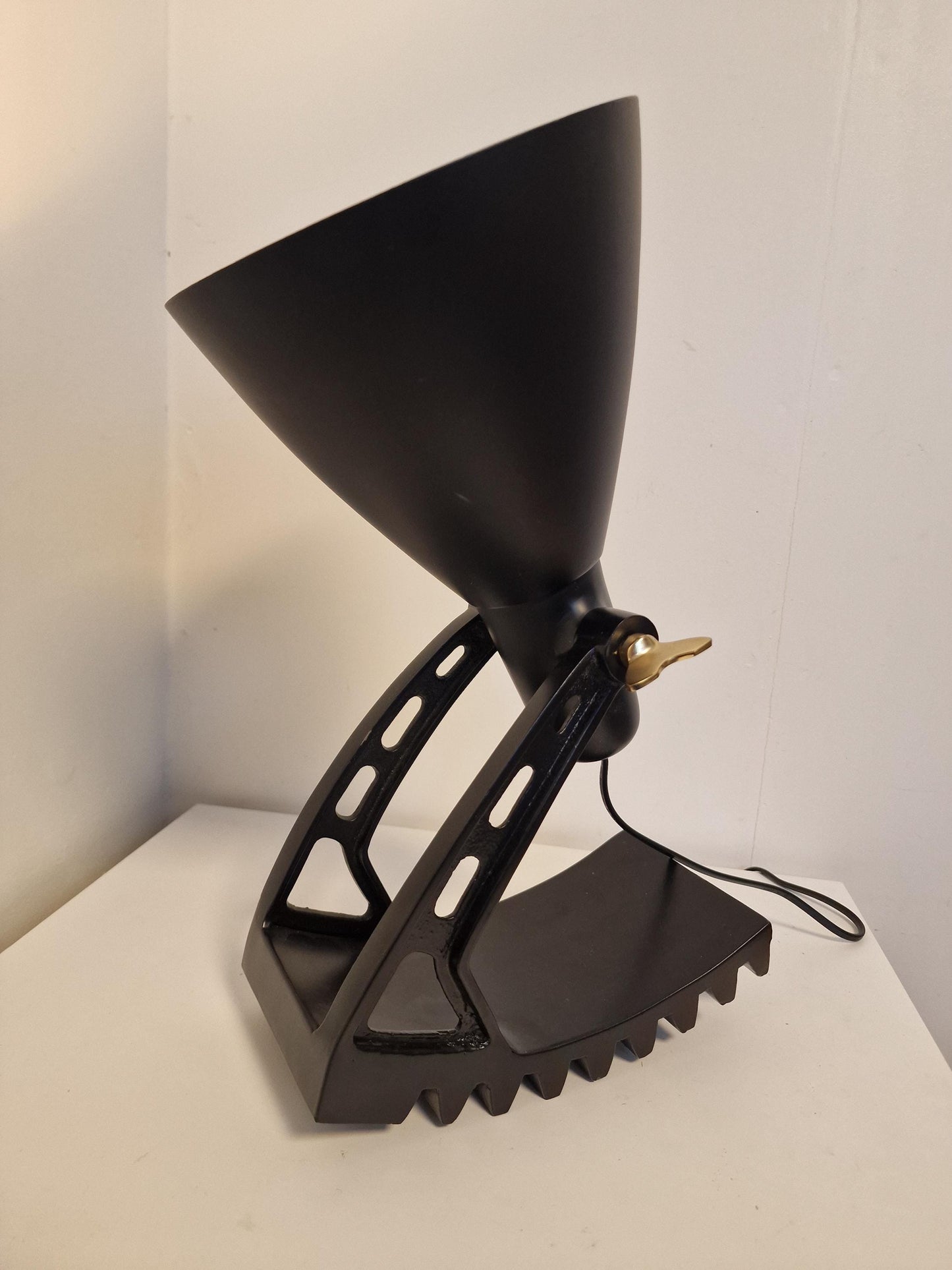 Pols Potten Rocking Table Lamp – Industrial Dutch Design, Brass Shade