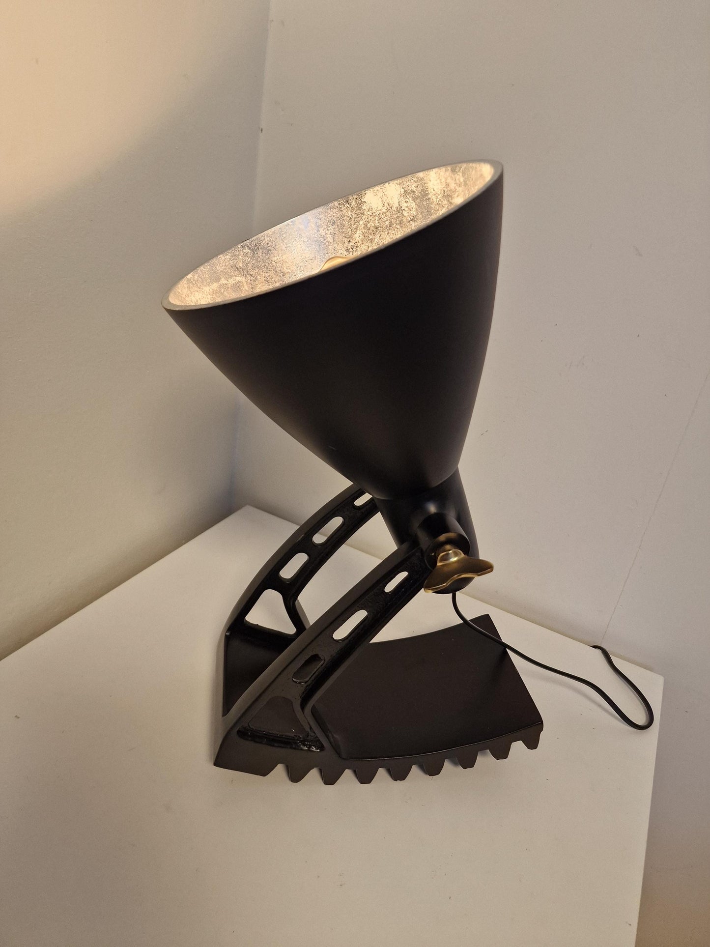 Pols Potten Rocking Table Lamp – Industrial Dutch Design, Brass Shade