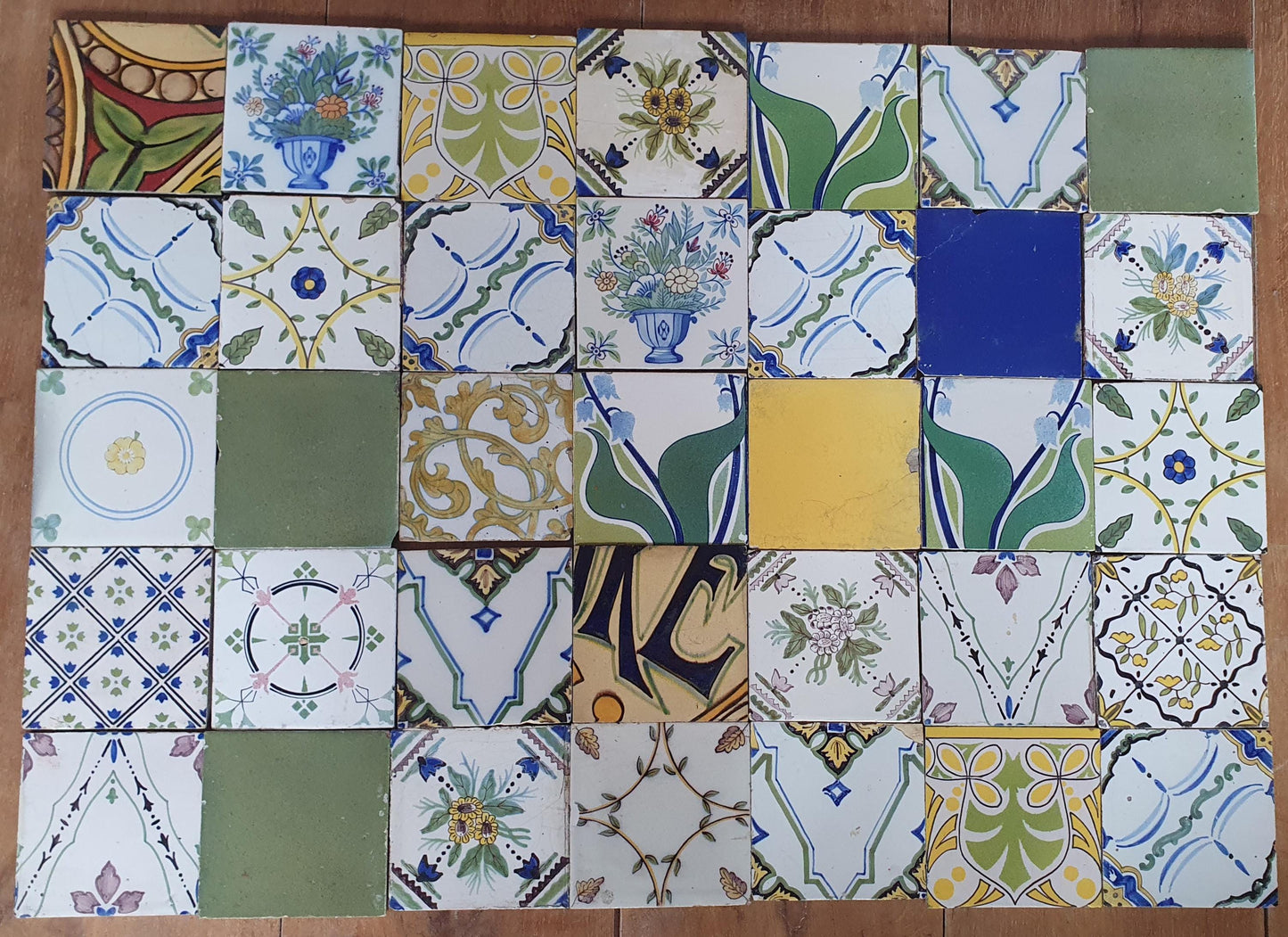 Antique Blue Tile eclectic multi colour Set, Dutch Field Tiles delft