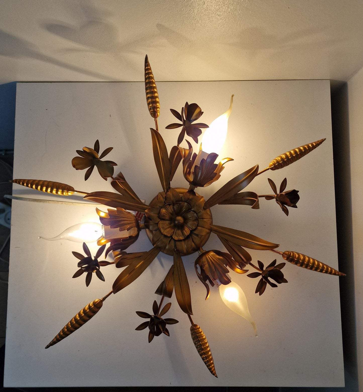 Gold Gilt Corn Lustre Ceiling Chandelier, Hans Kögl, 1960s Hollywood Regency