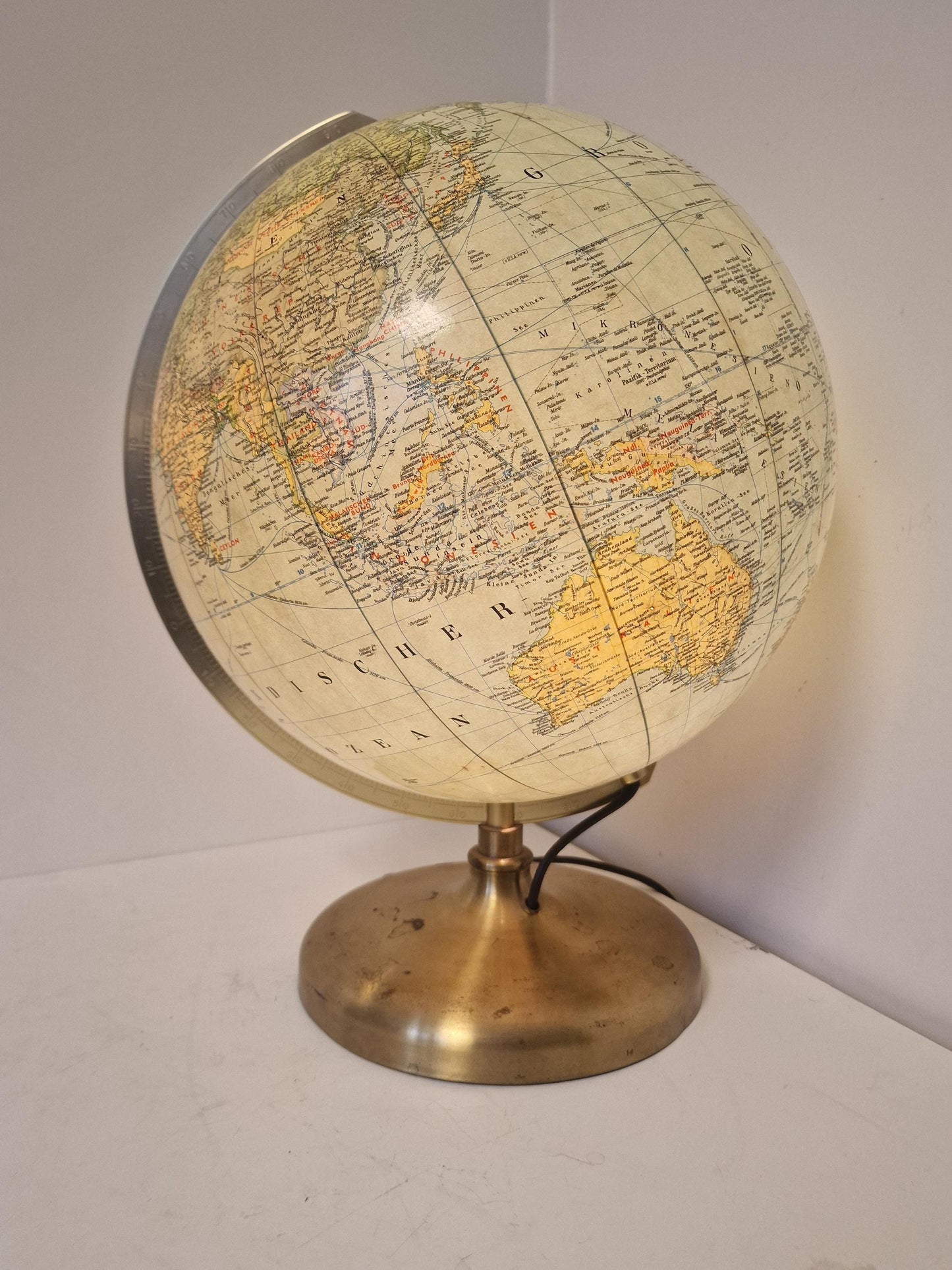 Vintage XL Light Up Glass Globe – JRO verlag Munchen, Germany, luxury brass foot, mcm wereldbol