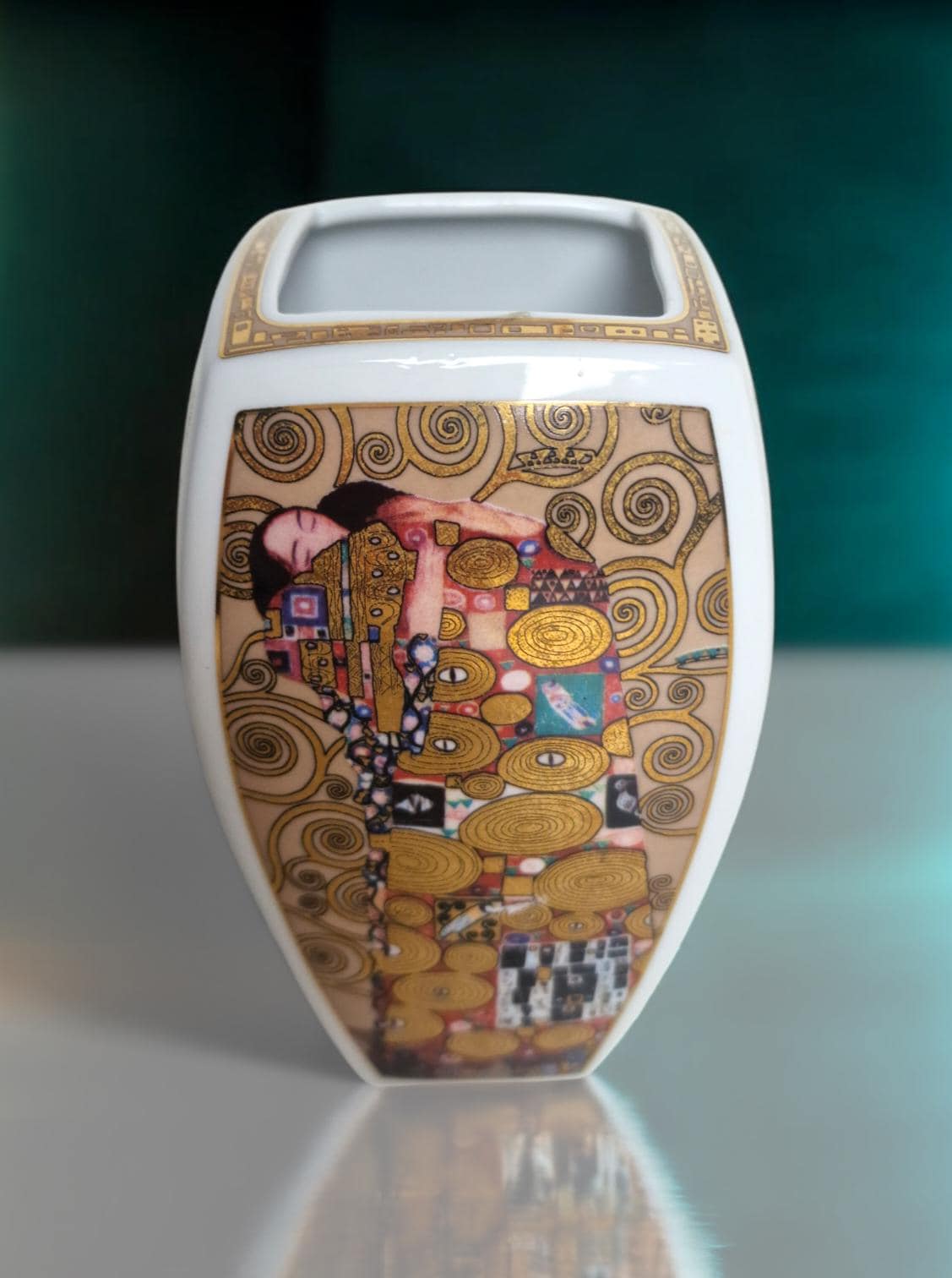 Gustav Klimt x Goebel artis orbis Porcelain vase