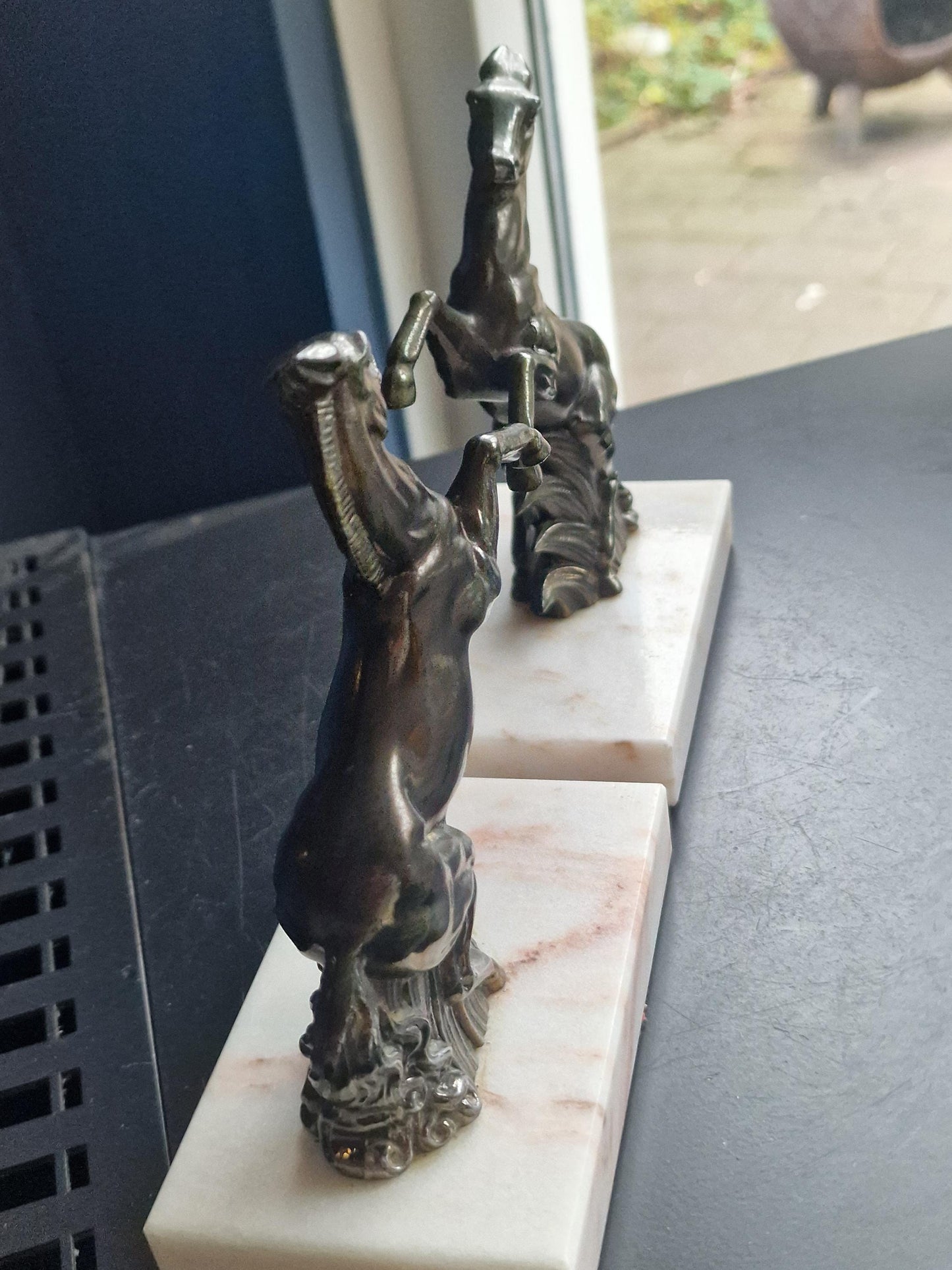 Stunning Art Deco Bronze bookends, horse, cold painted cast bronze on marbre.
