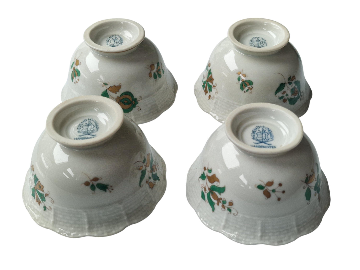 Herend Hungary, rare depiction, Set of 4 Handpainted Porcelain Bowls – Hungary, c. 1950–1960