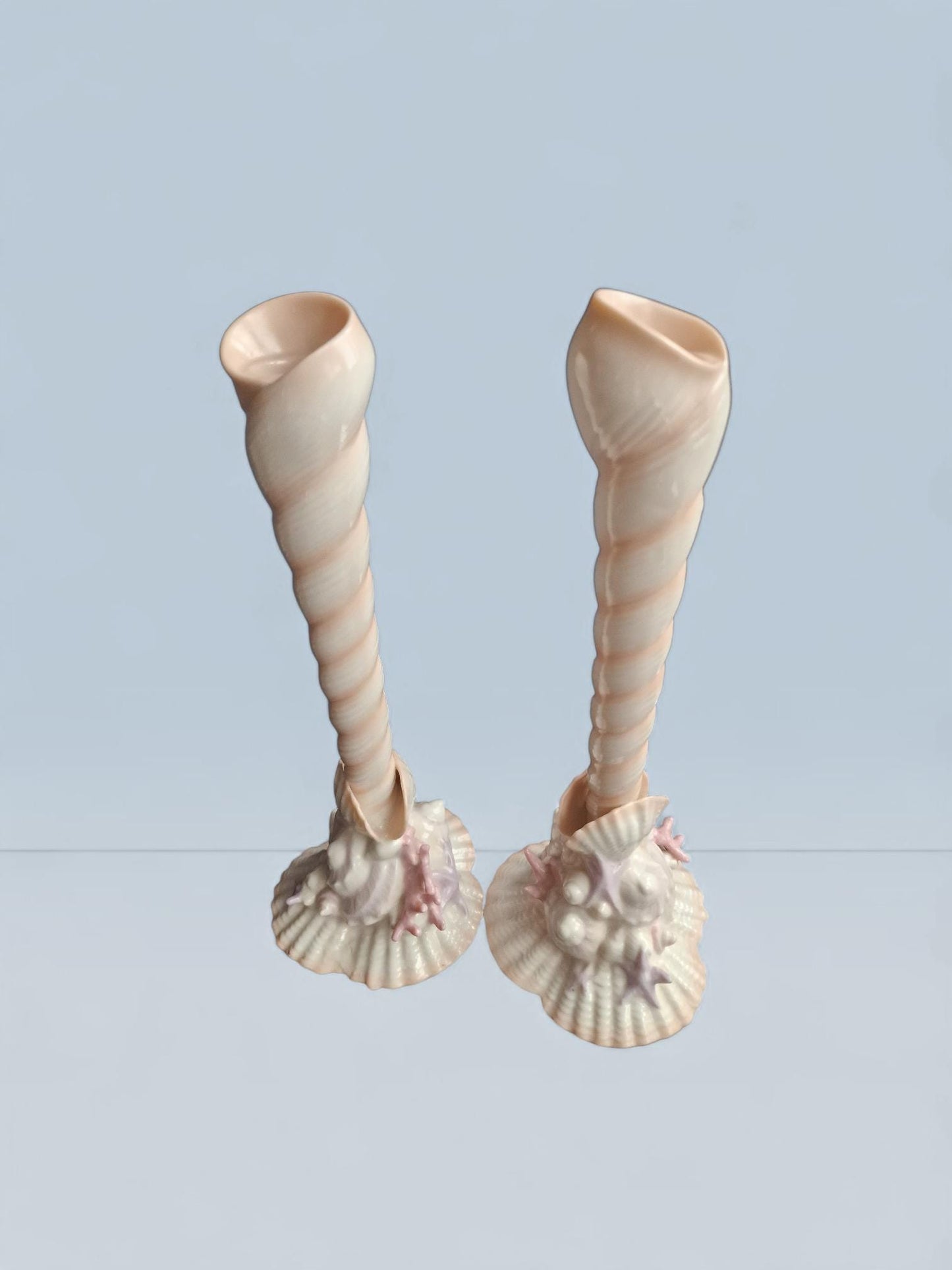 Franklin Mint Treasures from Atlantis Shell Candlesticks – Porcelain Nautical Decor, Design by George de Hory (1989) rare!!!