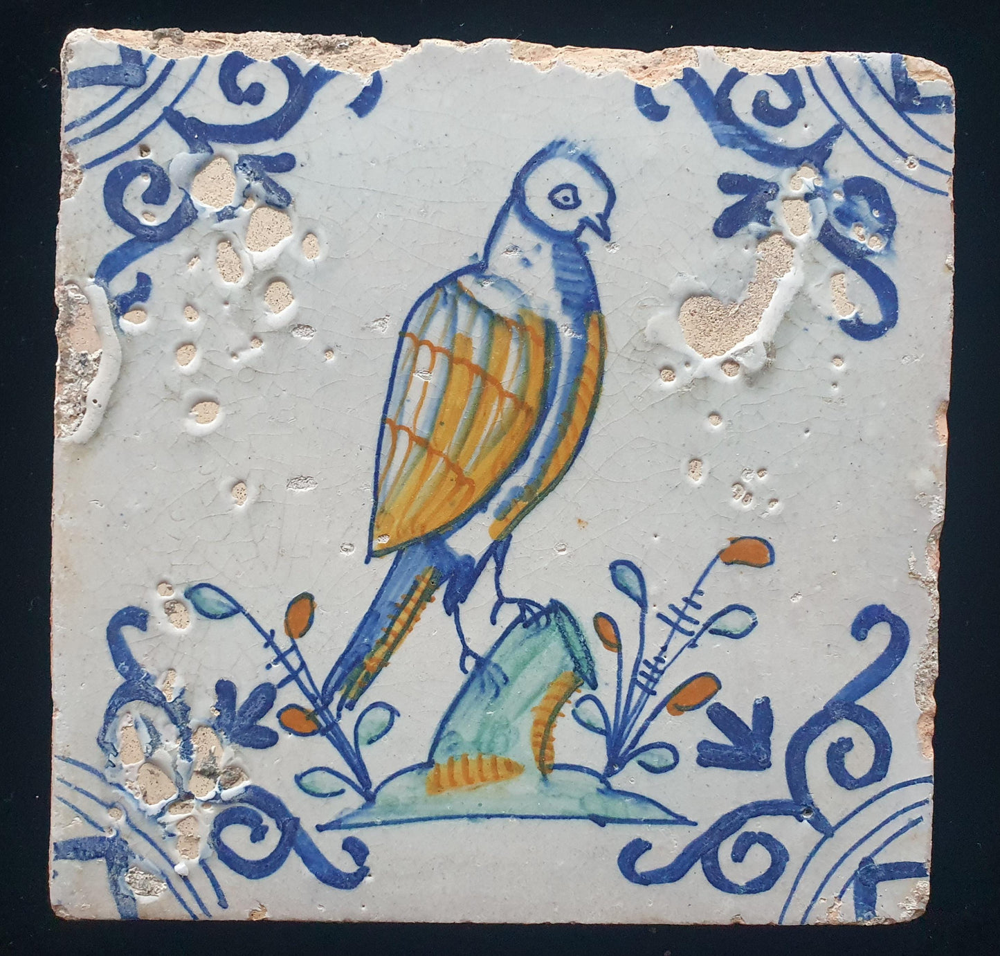 Delftse tegel met een grote vogel, polychroom; dateert rond 1640; antieke Delft Blue Dutch 17e eeuw, verzameltegel, backsplash, fireplace