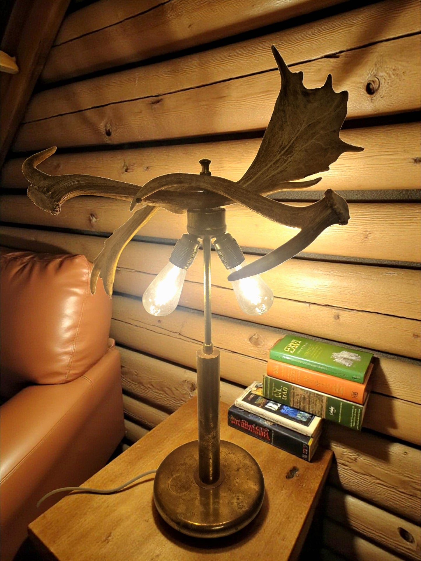 Xl antler lamp classic cottage hunting cabin large table lamp hertengewei brass