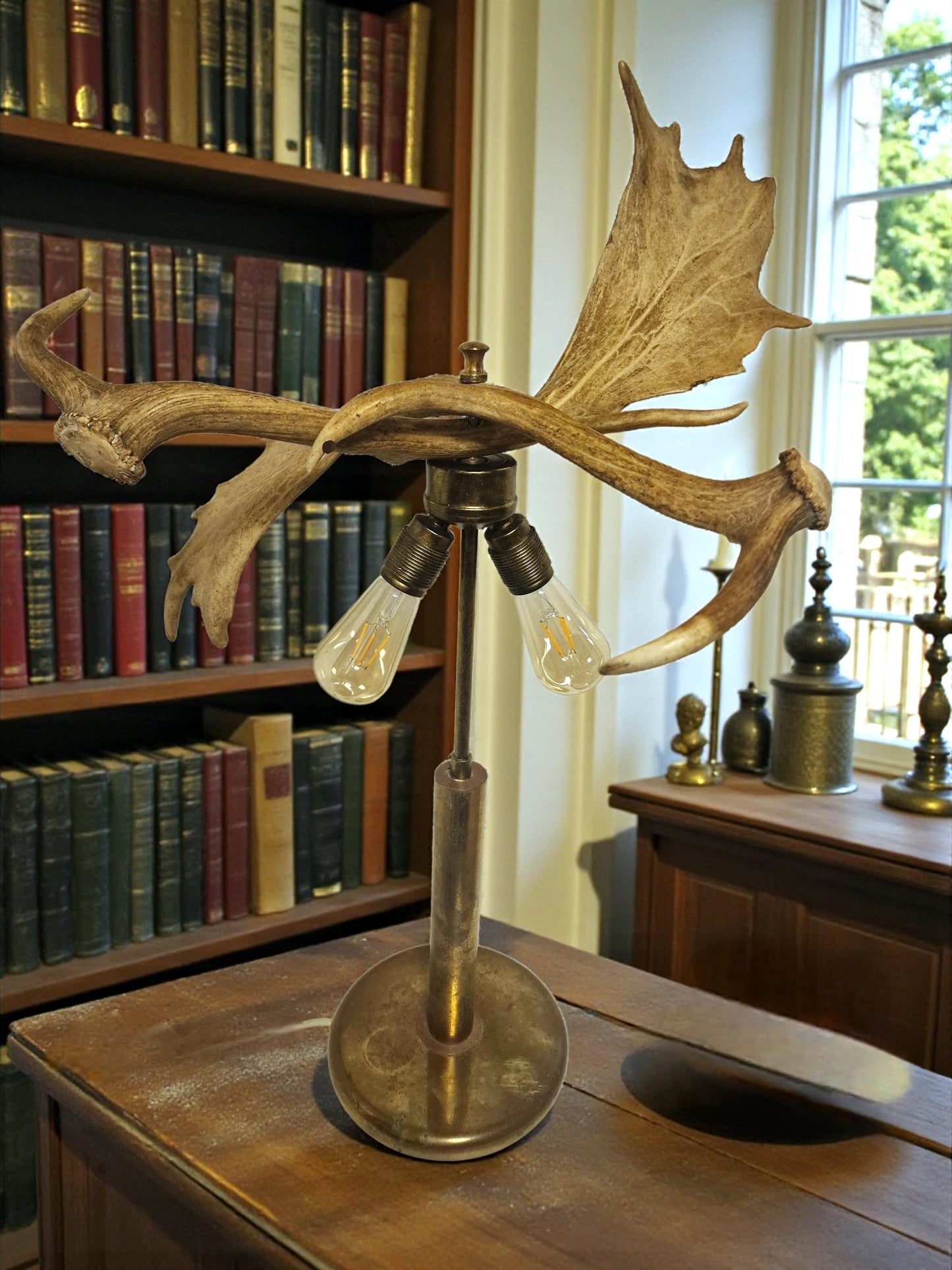Xl antler lamp classic cottage hunting cabin large table lamp hertengewei brass