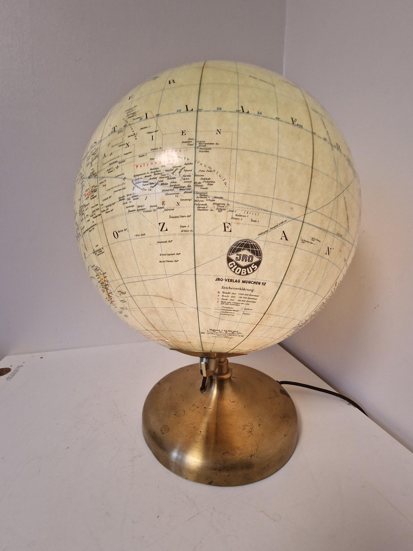 Vintage XL Light Up Glass Globe – JRO verlag Munchen, Germany, luxury brass foot, mcm wereldbol
