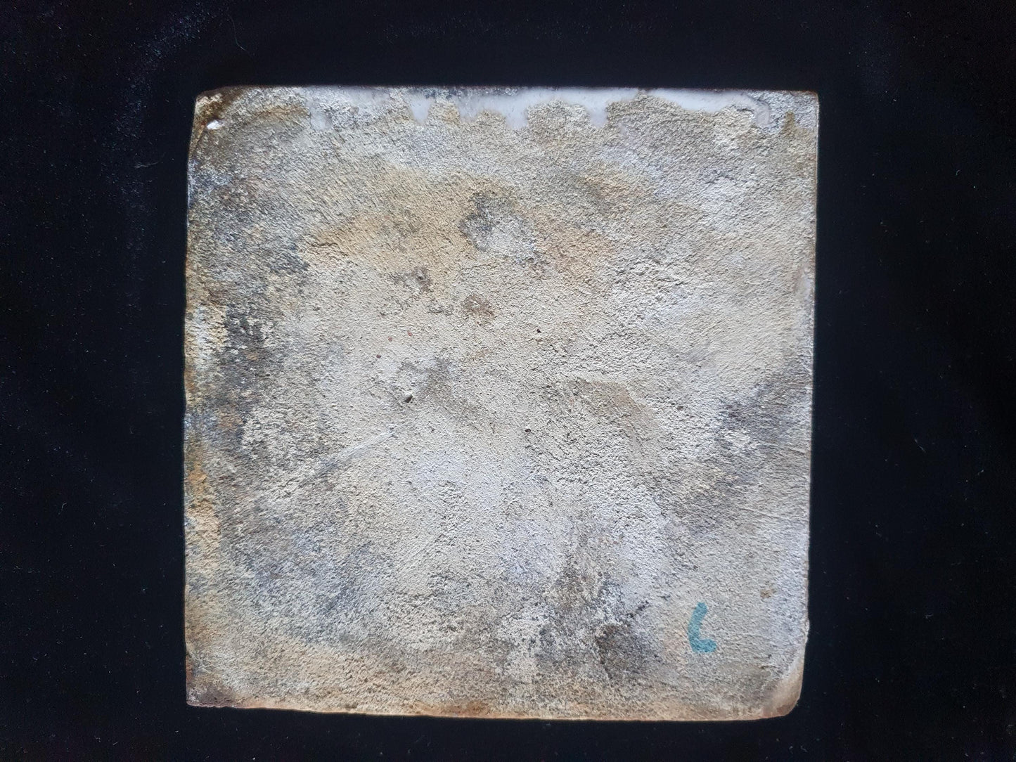Antieke Delftse Bijbelse tegel  toont Adam en Eva in het paradijs. ( circa1760 );  18e eeuw, verzameltegel, backsplash, fireplace, mangaan .