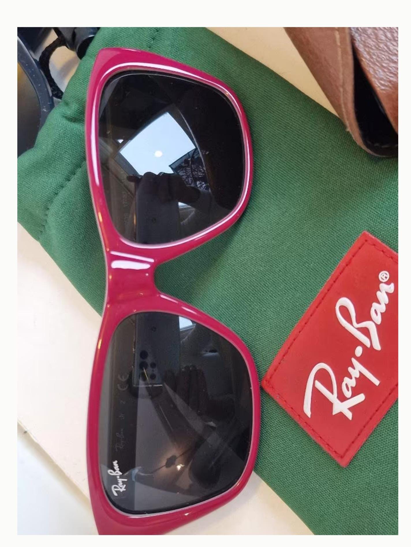 Collection of sunglasses rayban iconic pilot and wayfarer collectables vintage verzameling ray ban