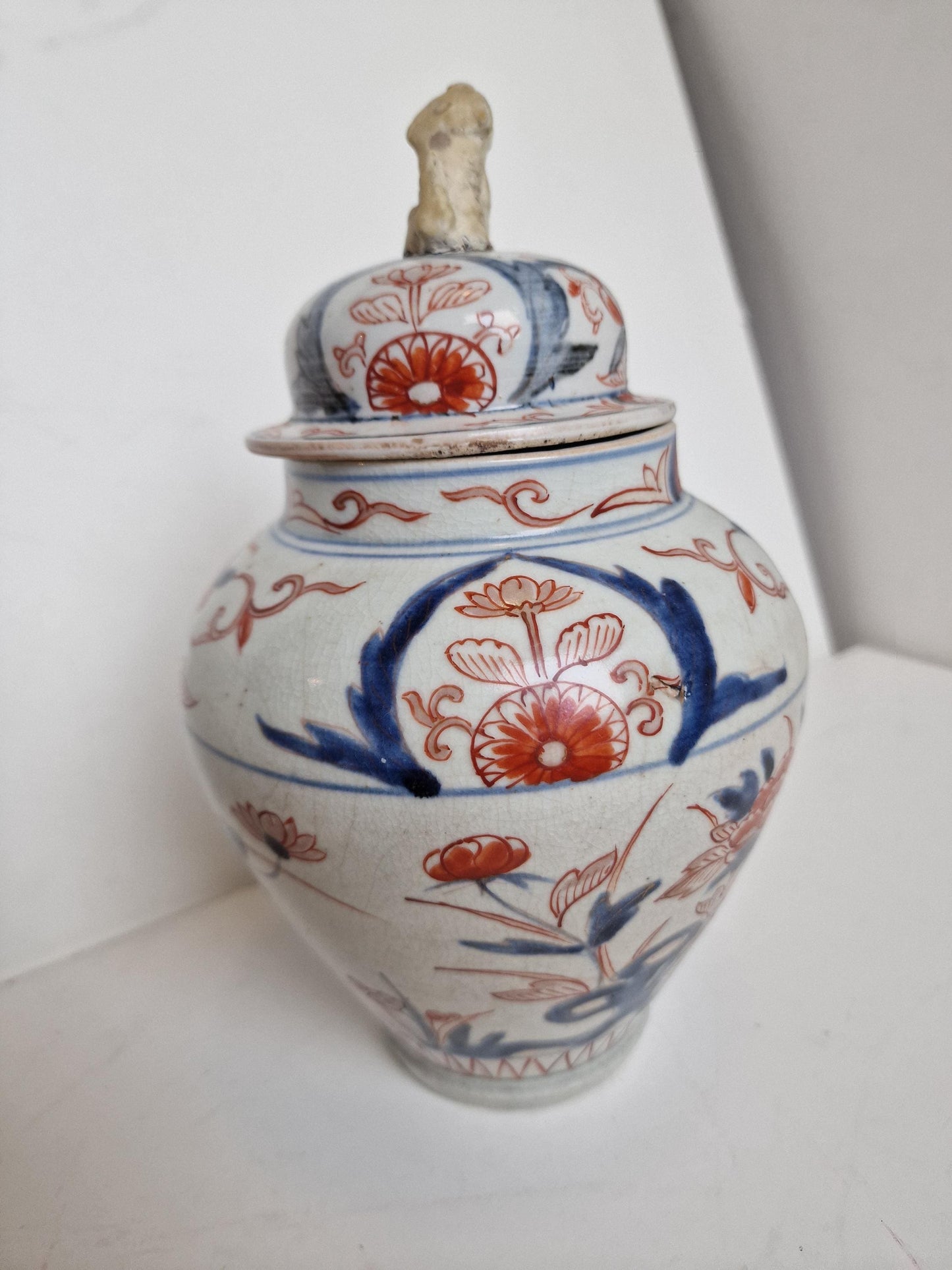 Japanese Imari Covered Jar arita kilns, Japan, early 18th century (c. 1700–1730)