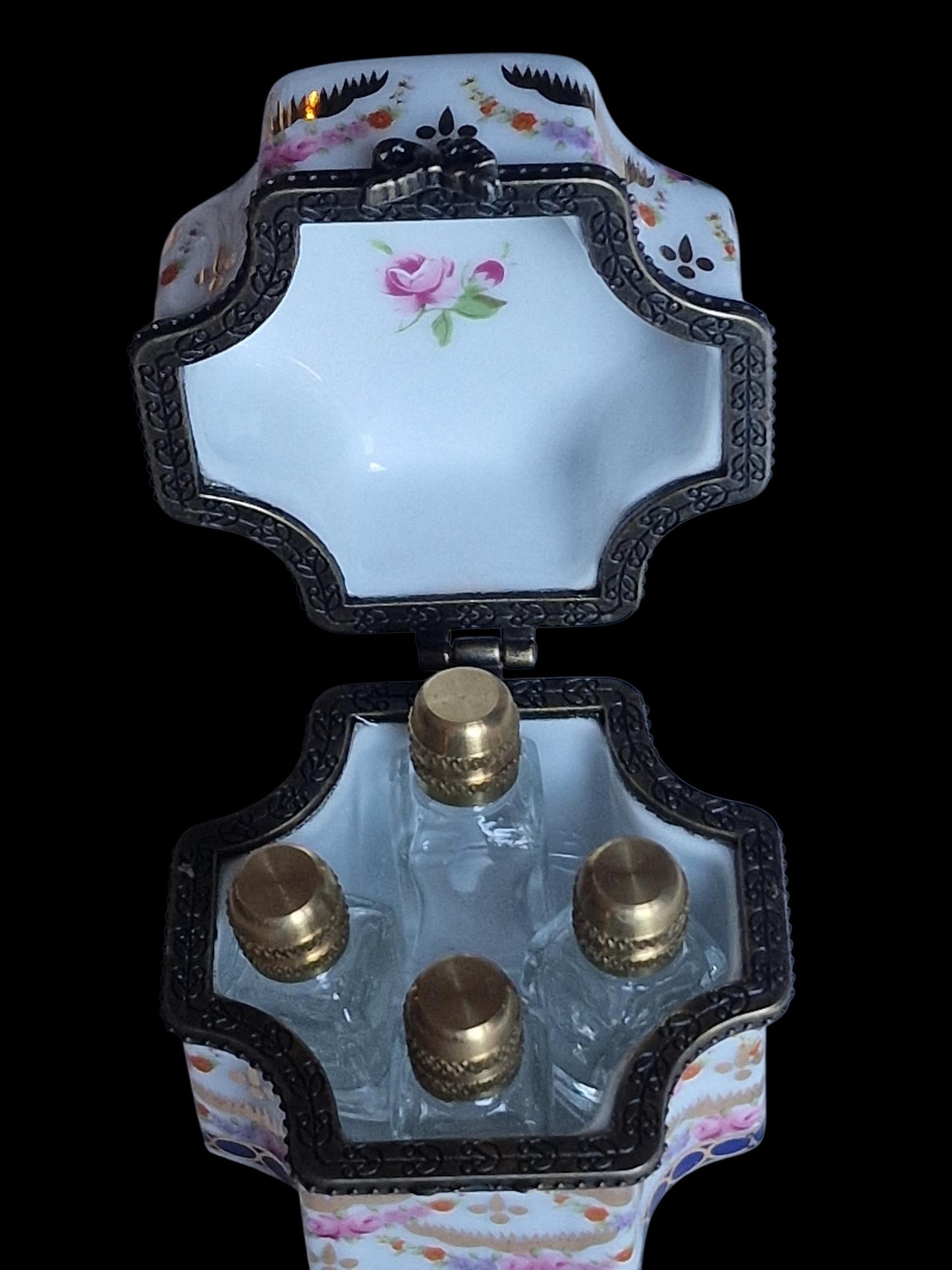 Perfume cascet porcelain with 4 perfume bottles, romantic