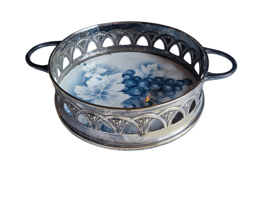 Art Nouveau Grape Dish with Ceramic Insert and silvered Mount, c.1900–1925,  original Art Nouveau Jugendstil grape server platter basket