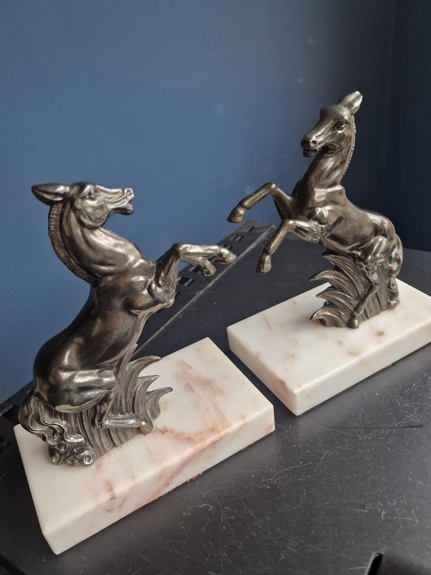 Stunning Art Deco Bronze bookends, horse, cold painted cast bronze on marbre.