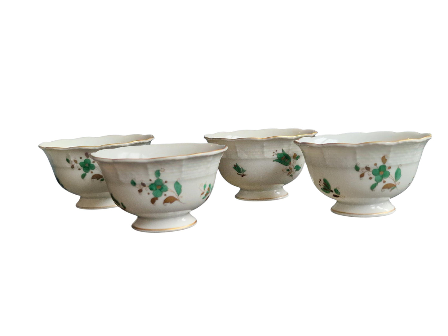 Herend Hungary, rare depiction, Set of 4 Handpainted Porcelain Bowls – Hungary, c. 1950–1960