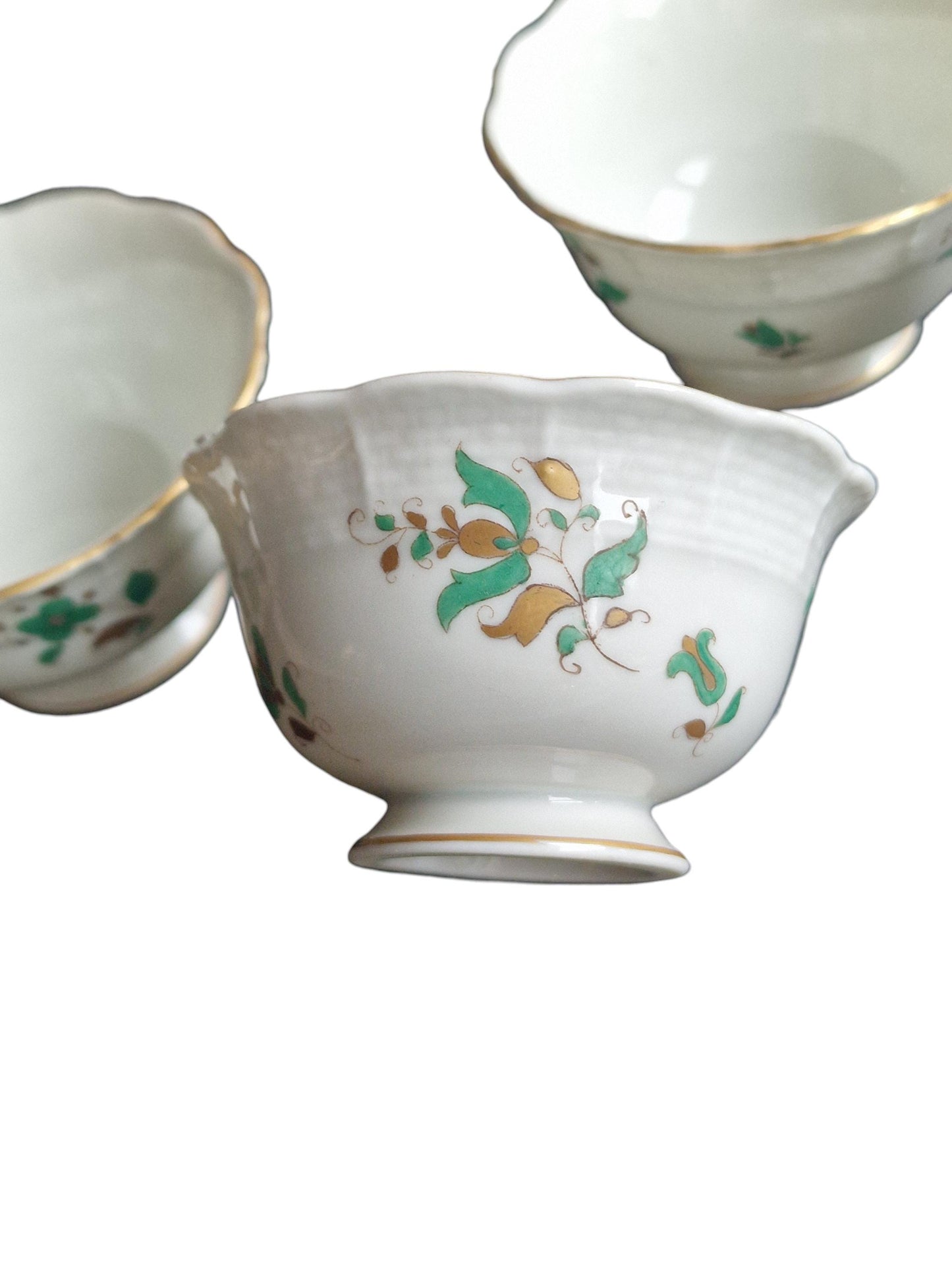 Herend Hungary, rare depiction, Set of 4 Handpainted Porcelain Bowls – Hungary, c. 1950–1960